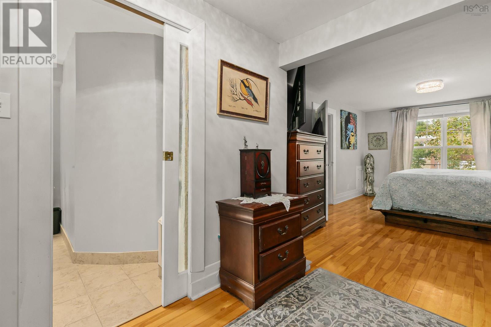 949 Mclean Street Property Photo 21