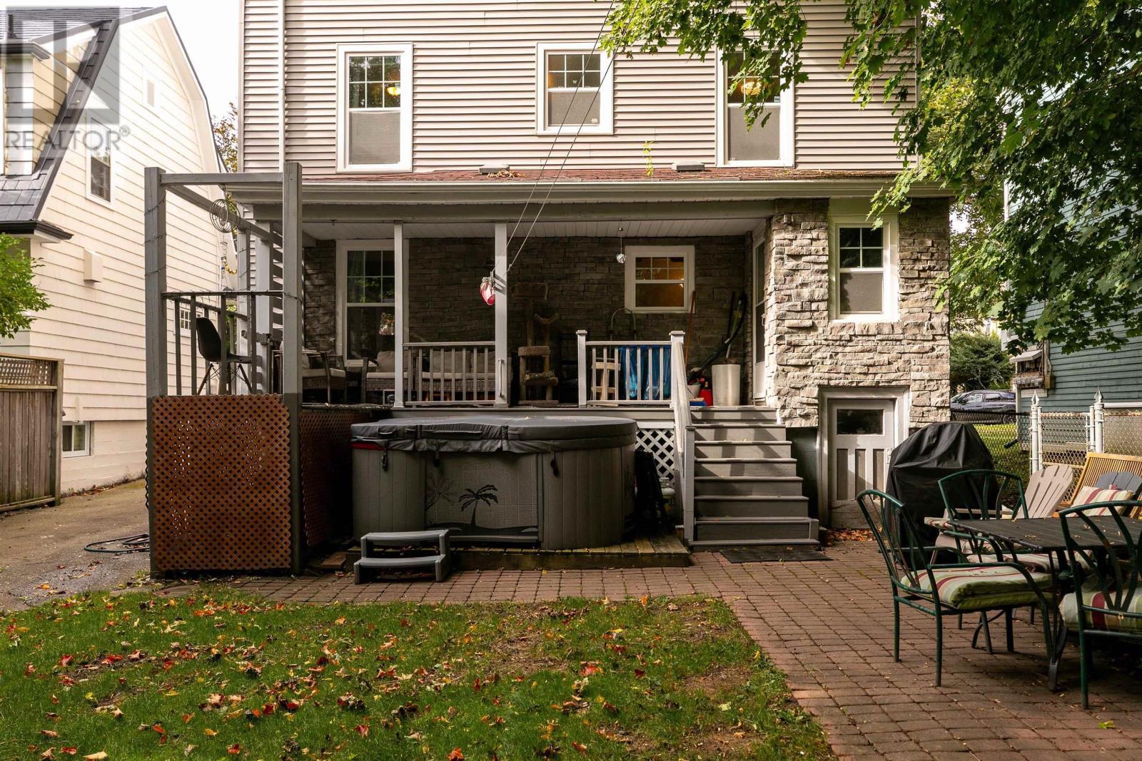 949 Mclean Street Property Photo 33