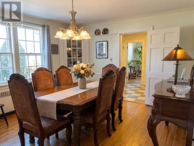 46 Broadway Street Property Photo 5