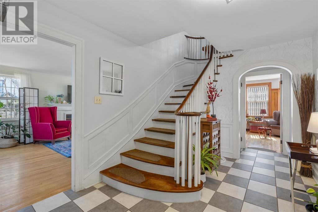 46 Broadway Street Property Photo 12