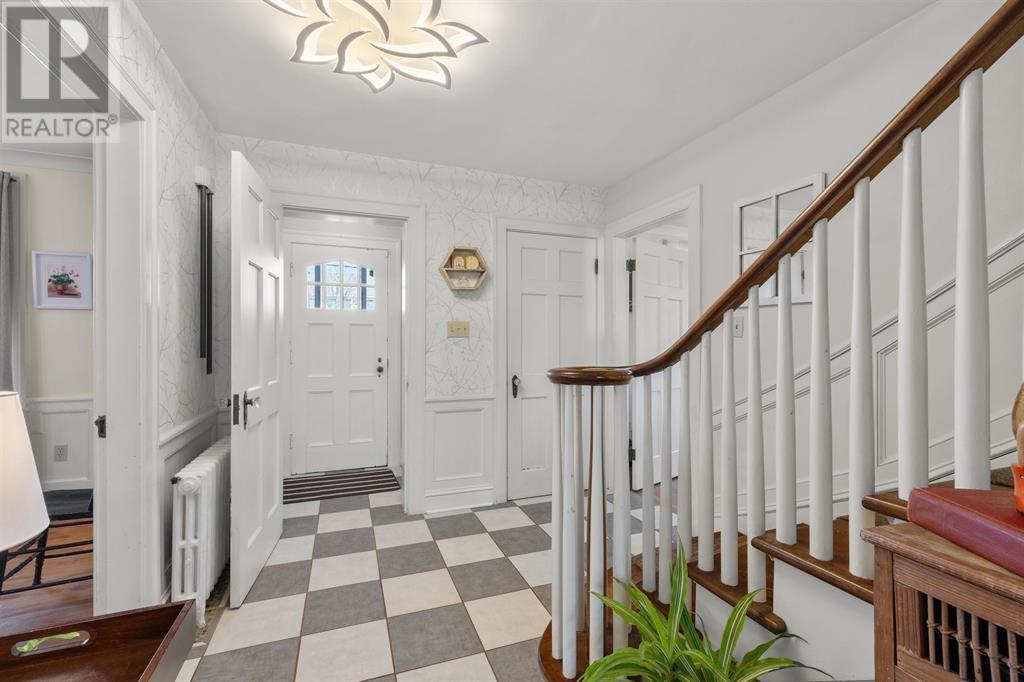 46 Broadway Street Property Photo 13