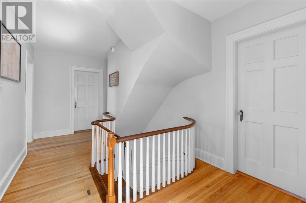 46 Broadway Street Property Photo 16