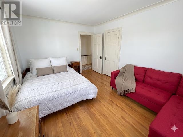 46 Broadway Street Property Photo 20