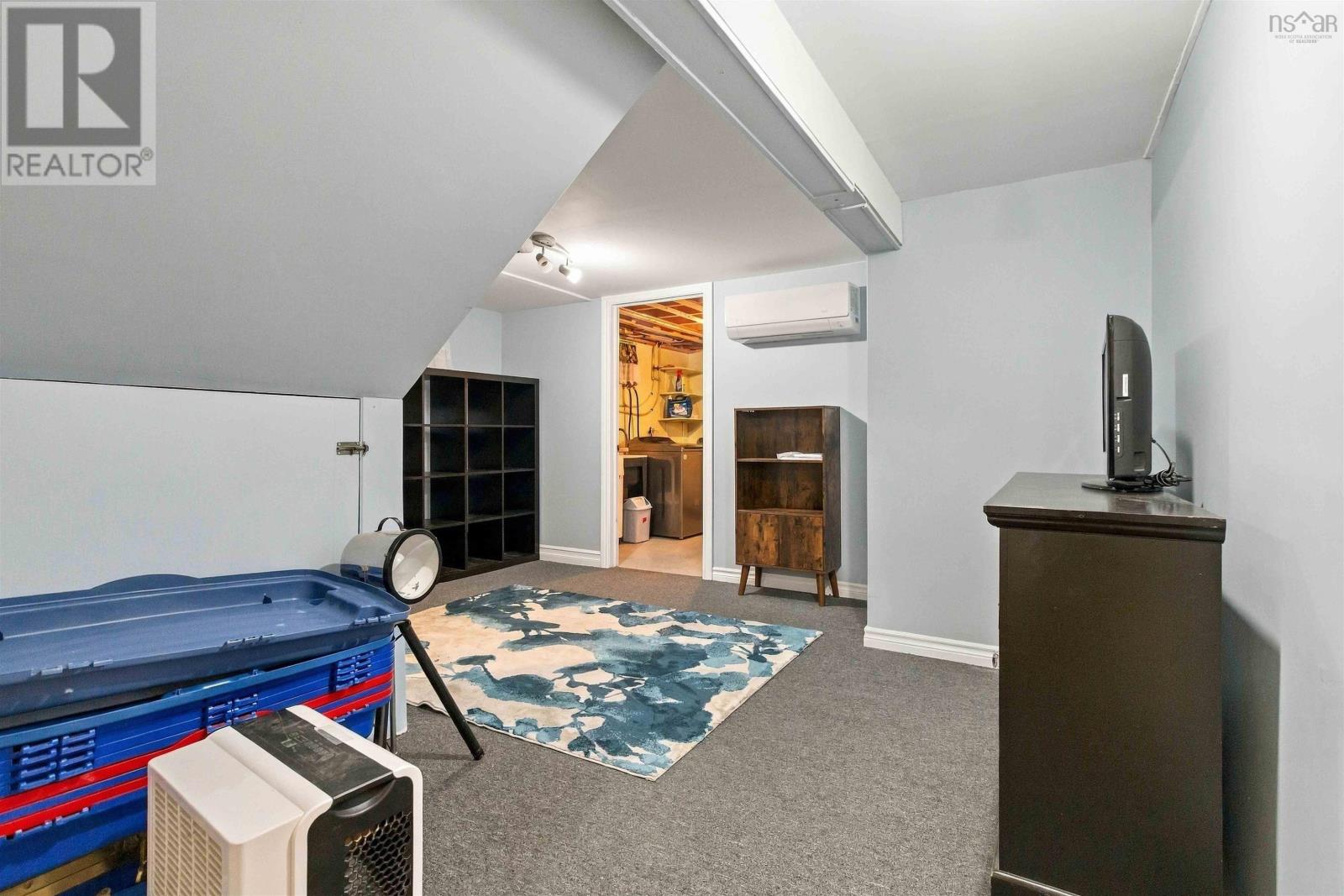 169 Churchill Street Property Photo 28
