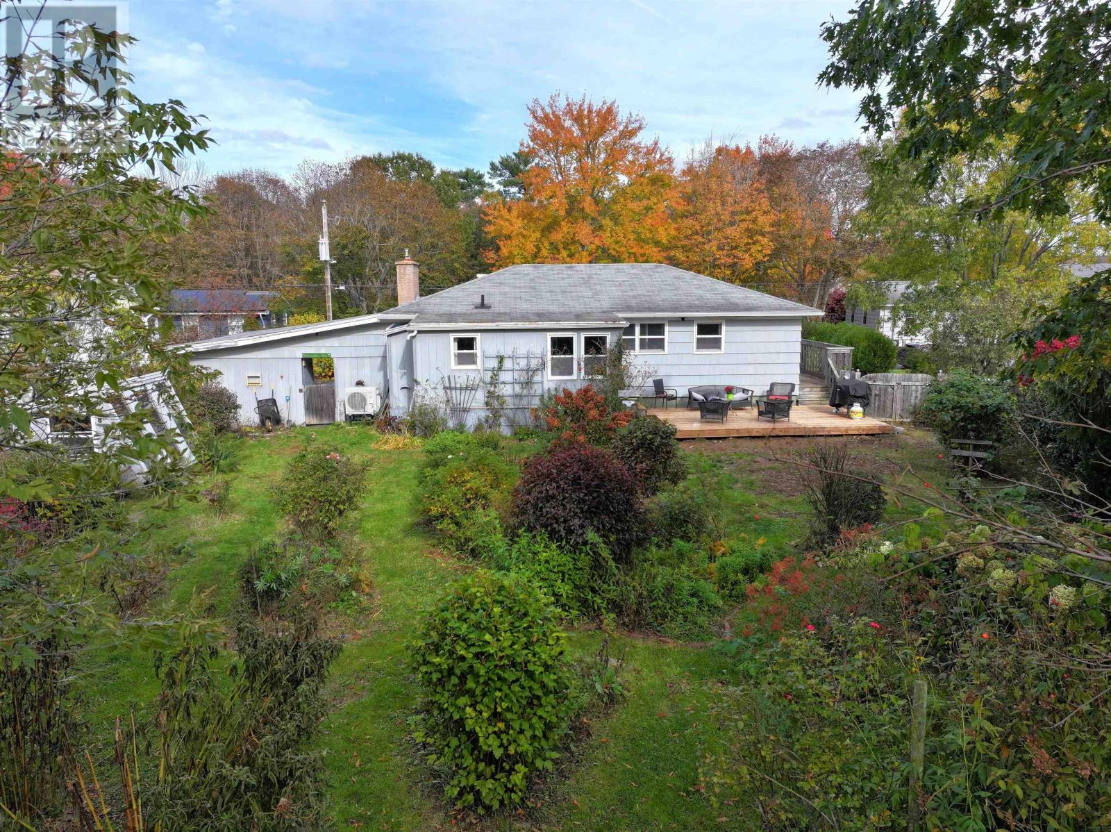 169 Churchill Street Property Photo 33