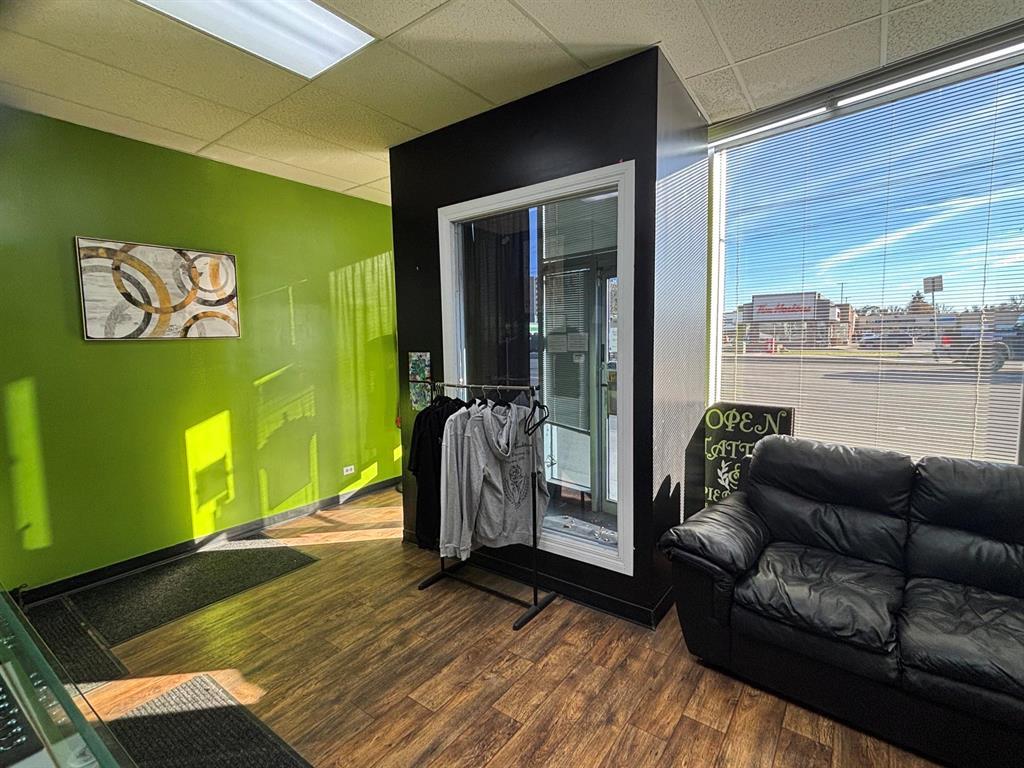 3307 Portage Avenue Property Photo 3
