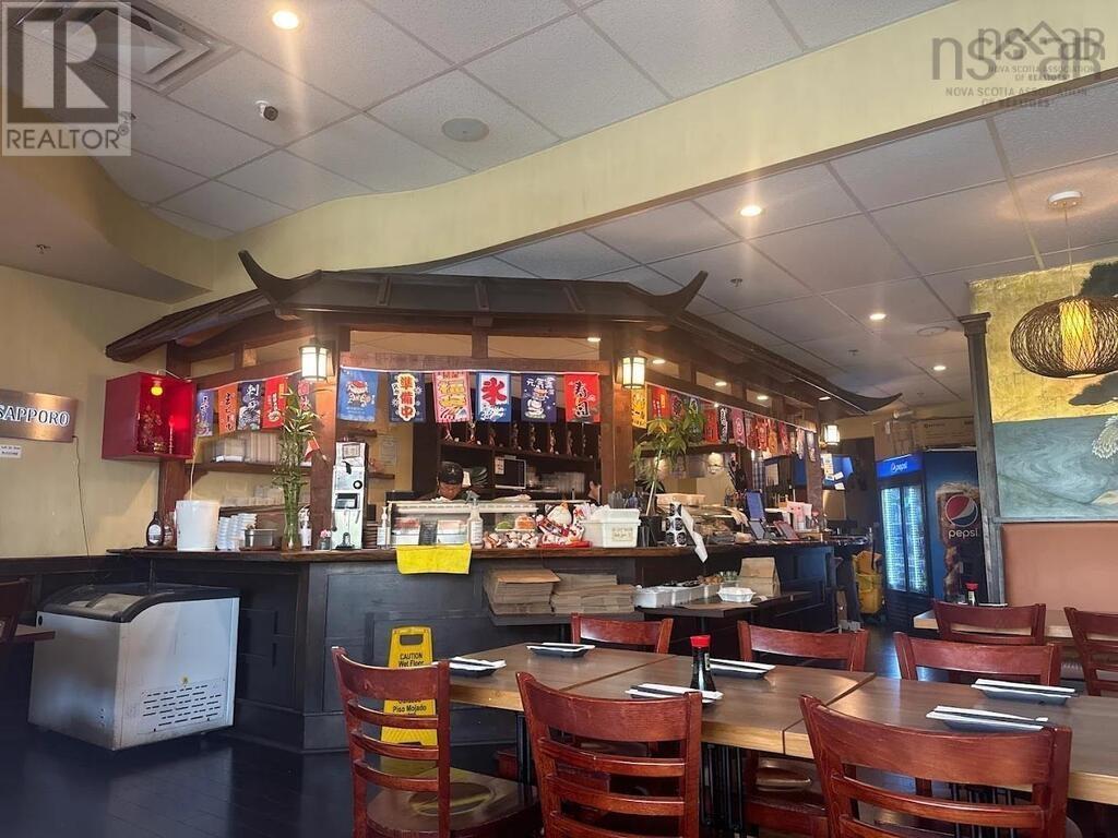 103 Sushi Jet Express Property Photo 1