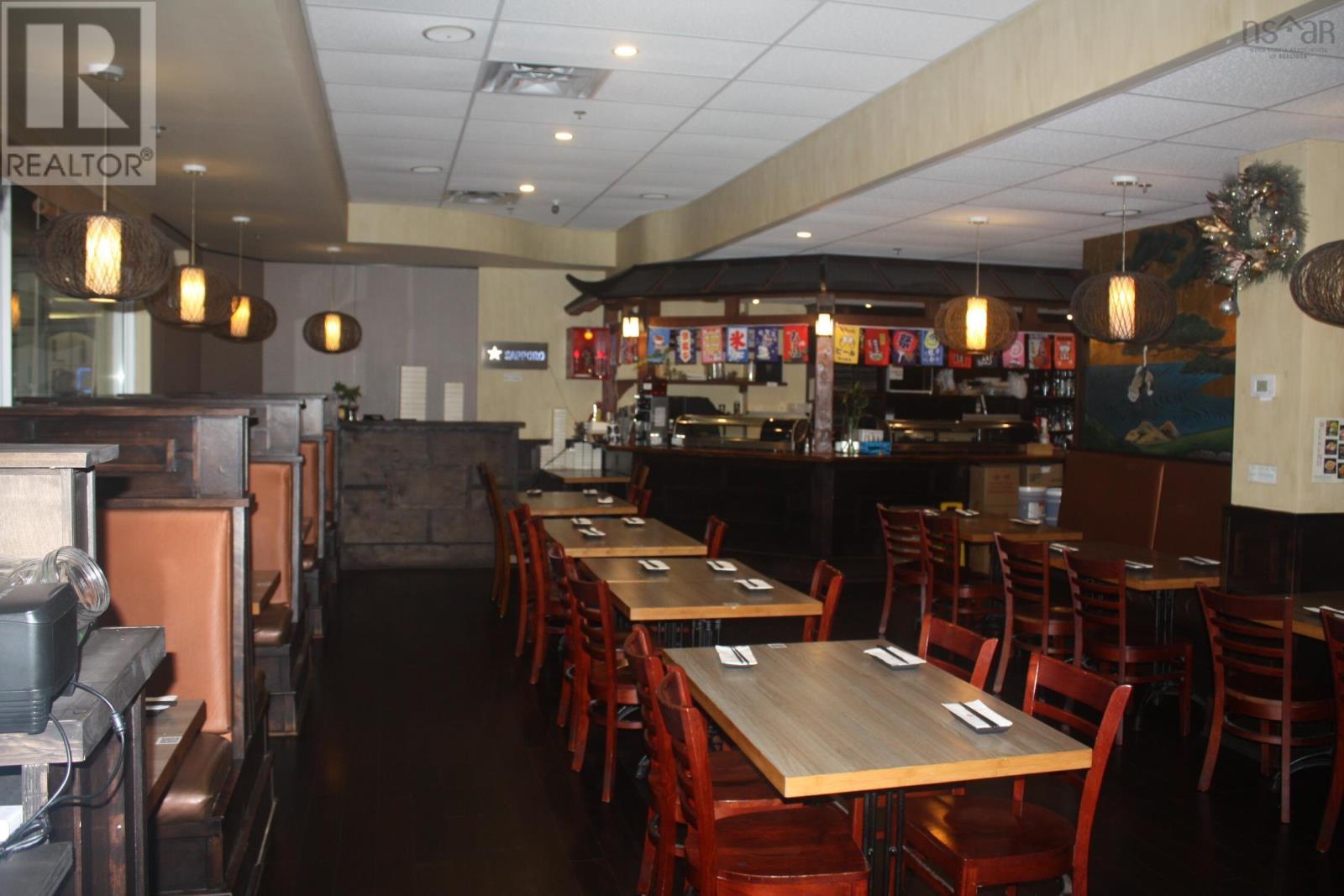 103 Sushi Jet Express Property Photo 1