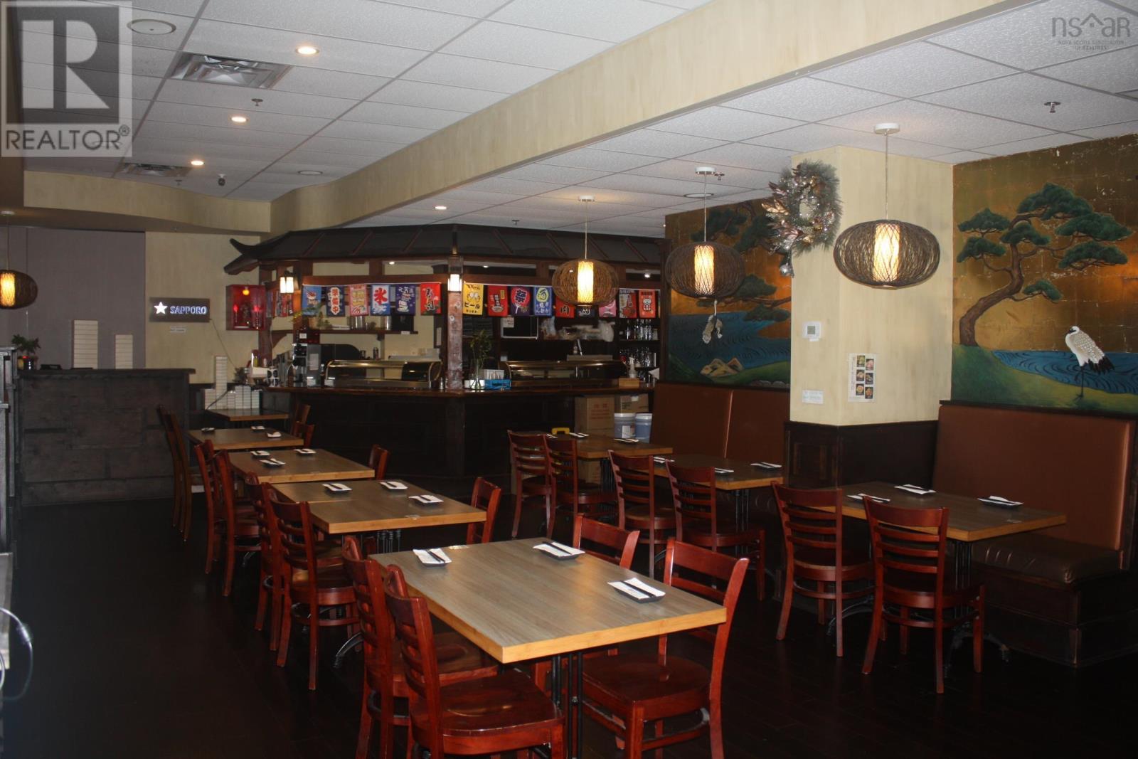 103 Sushi Jet Express Property Photo 2