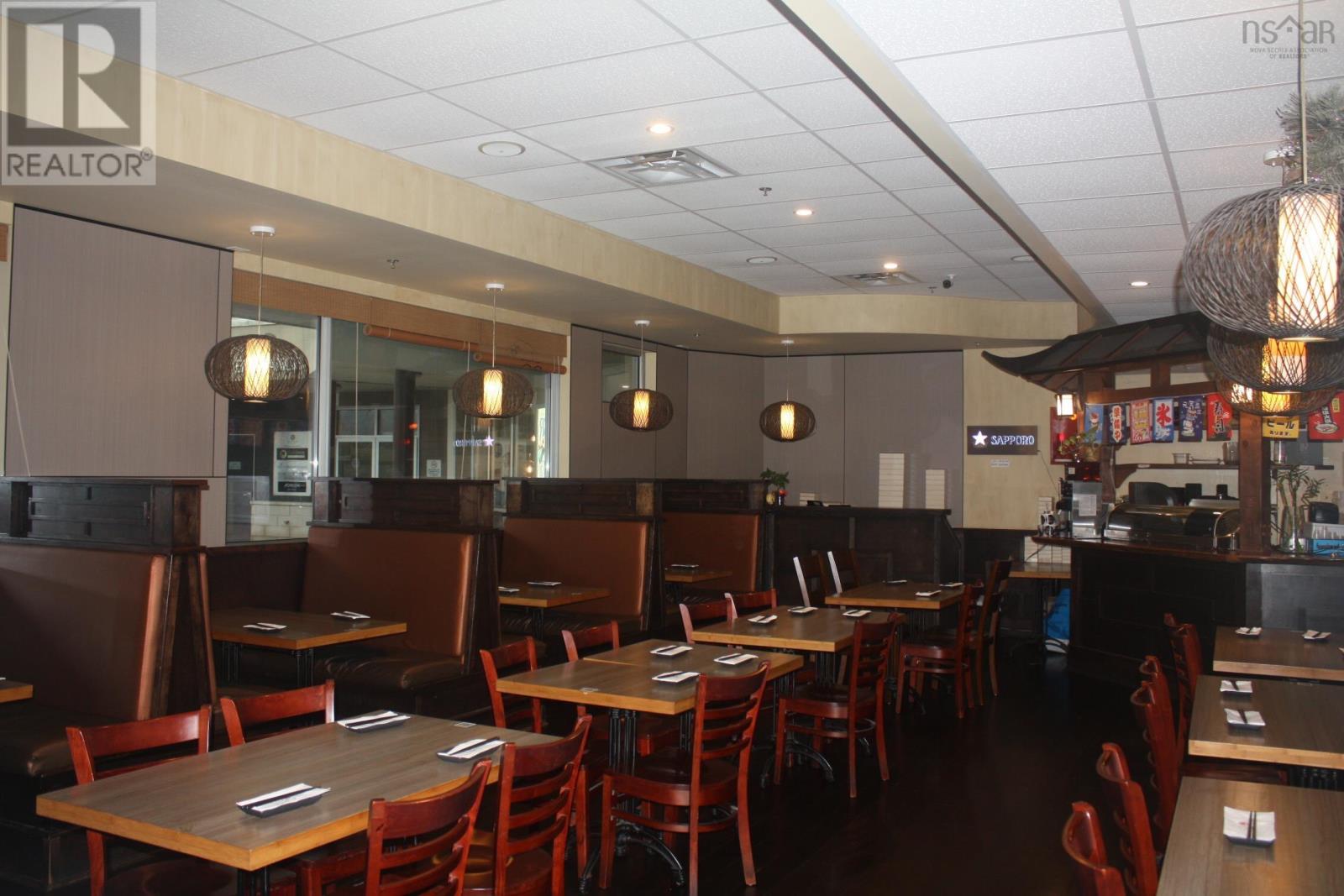 103 Sushi Jet Express Property Photo 4