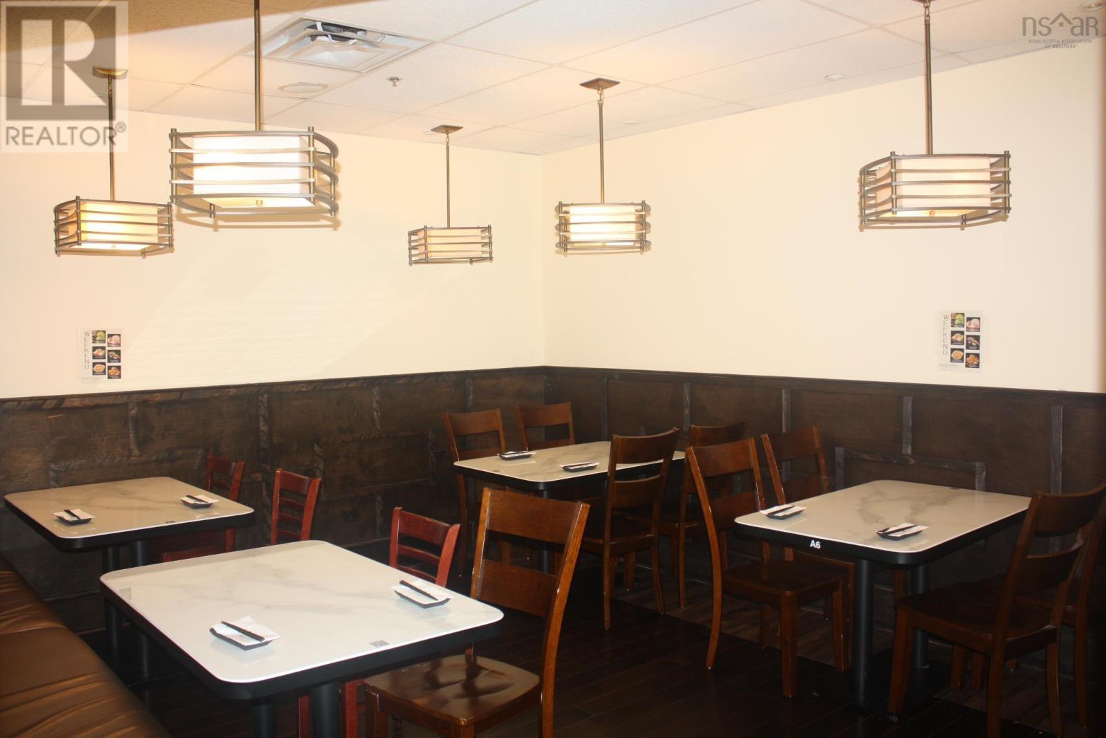 103 Sushi Jet Express Property Photo 6