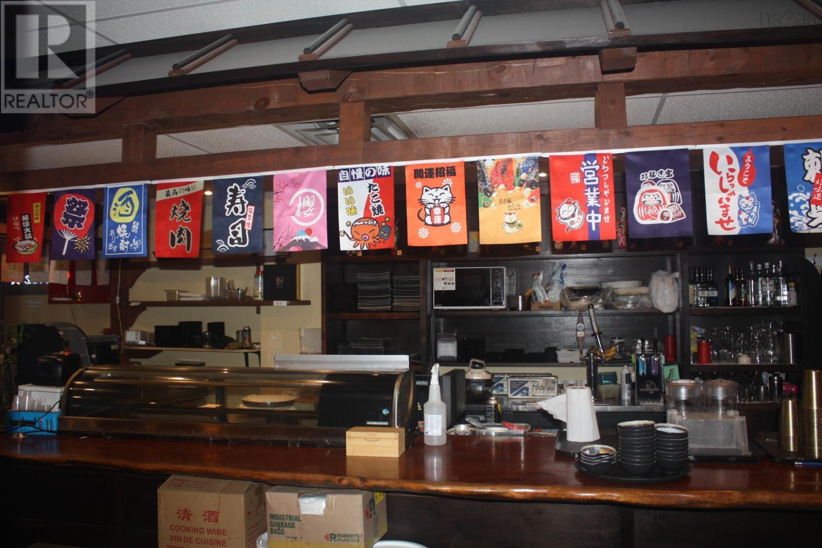 103 Sushi Jet Express Property Photo 10