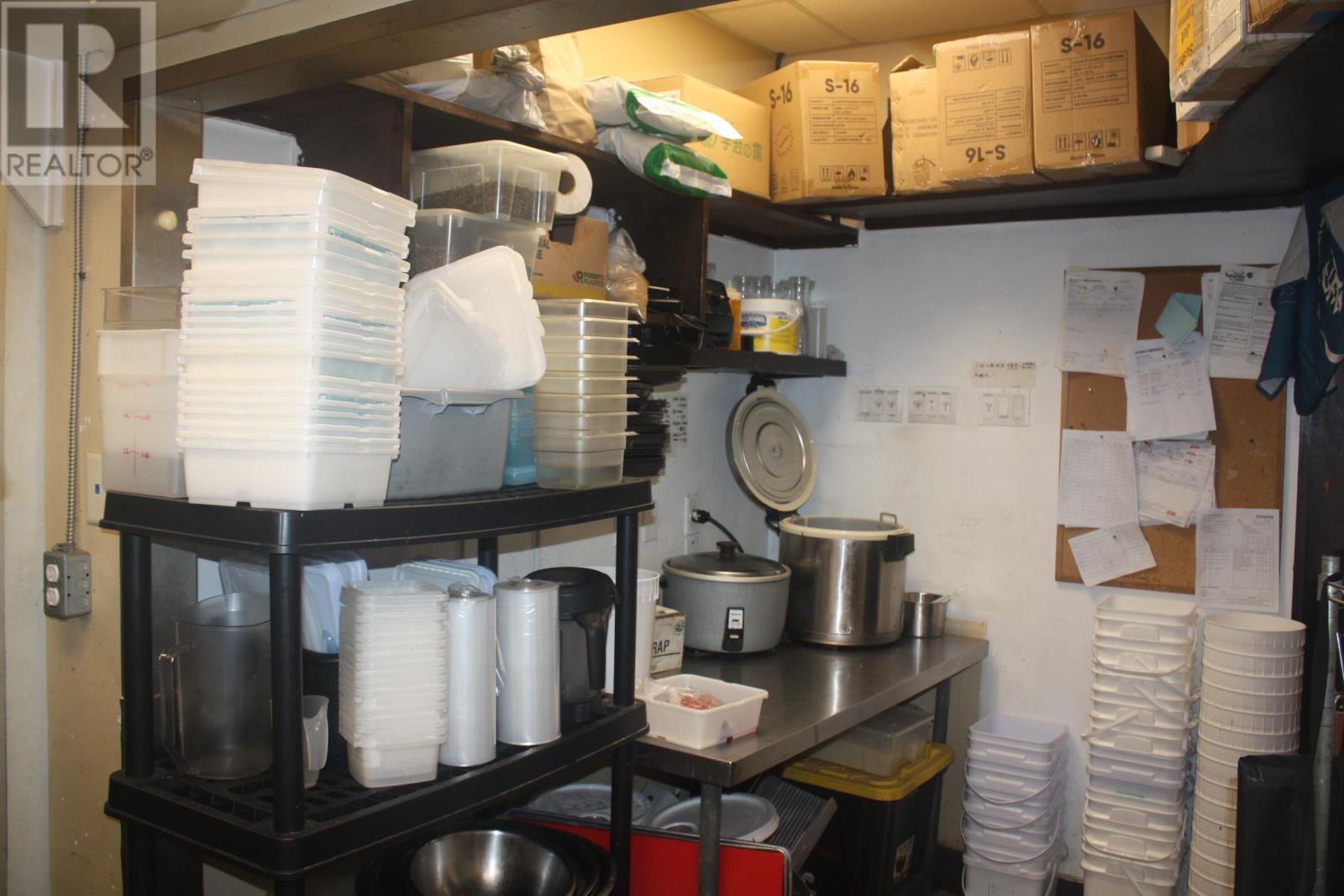 103 Sushi Jet Express Property Photo 21