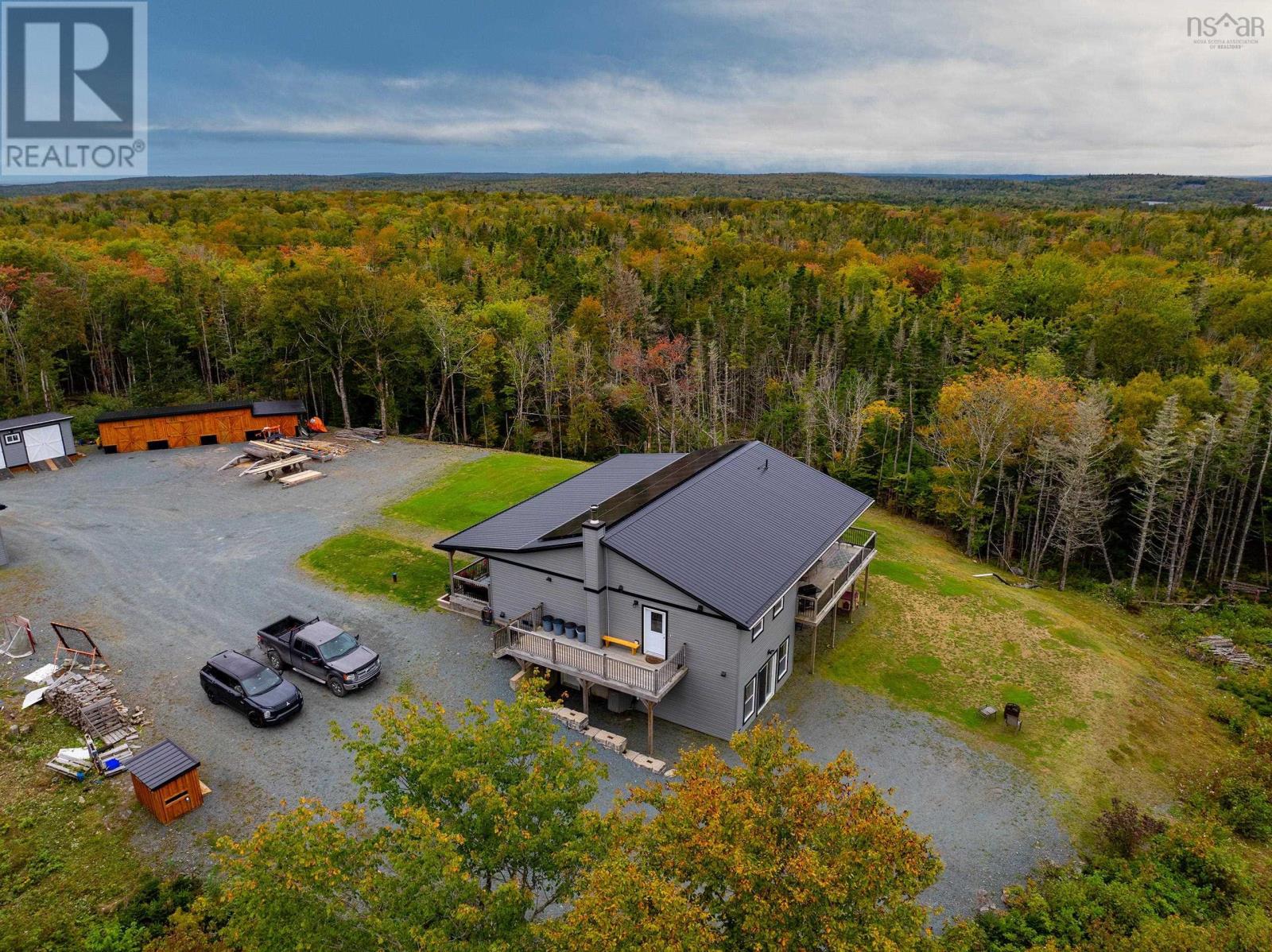 11911 Highway 7 Property Photo 4