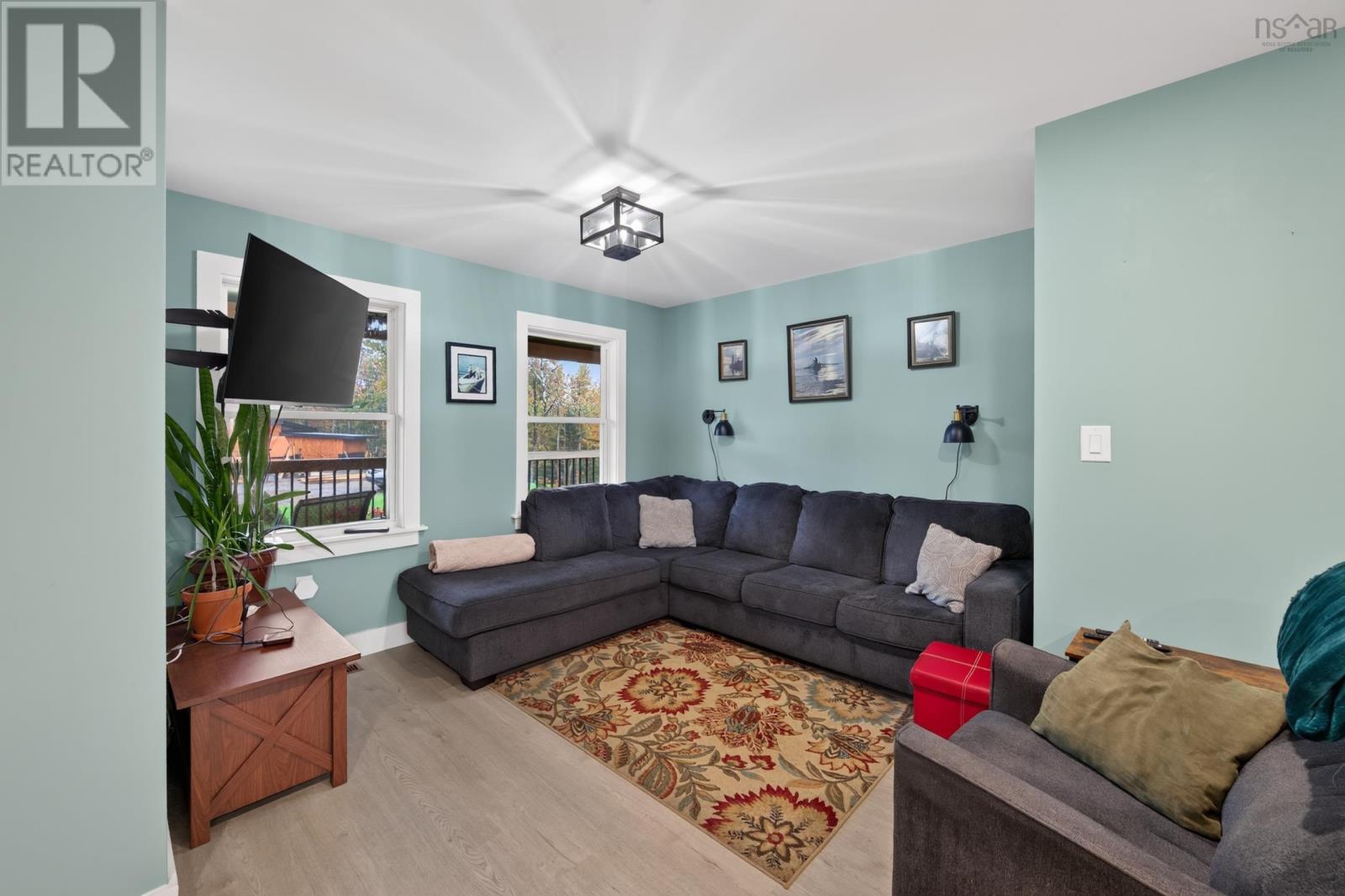 11911 Highway 7 Property Photo 15