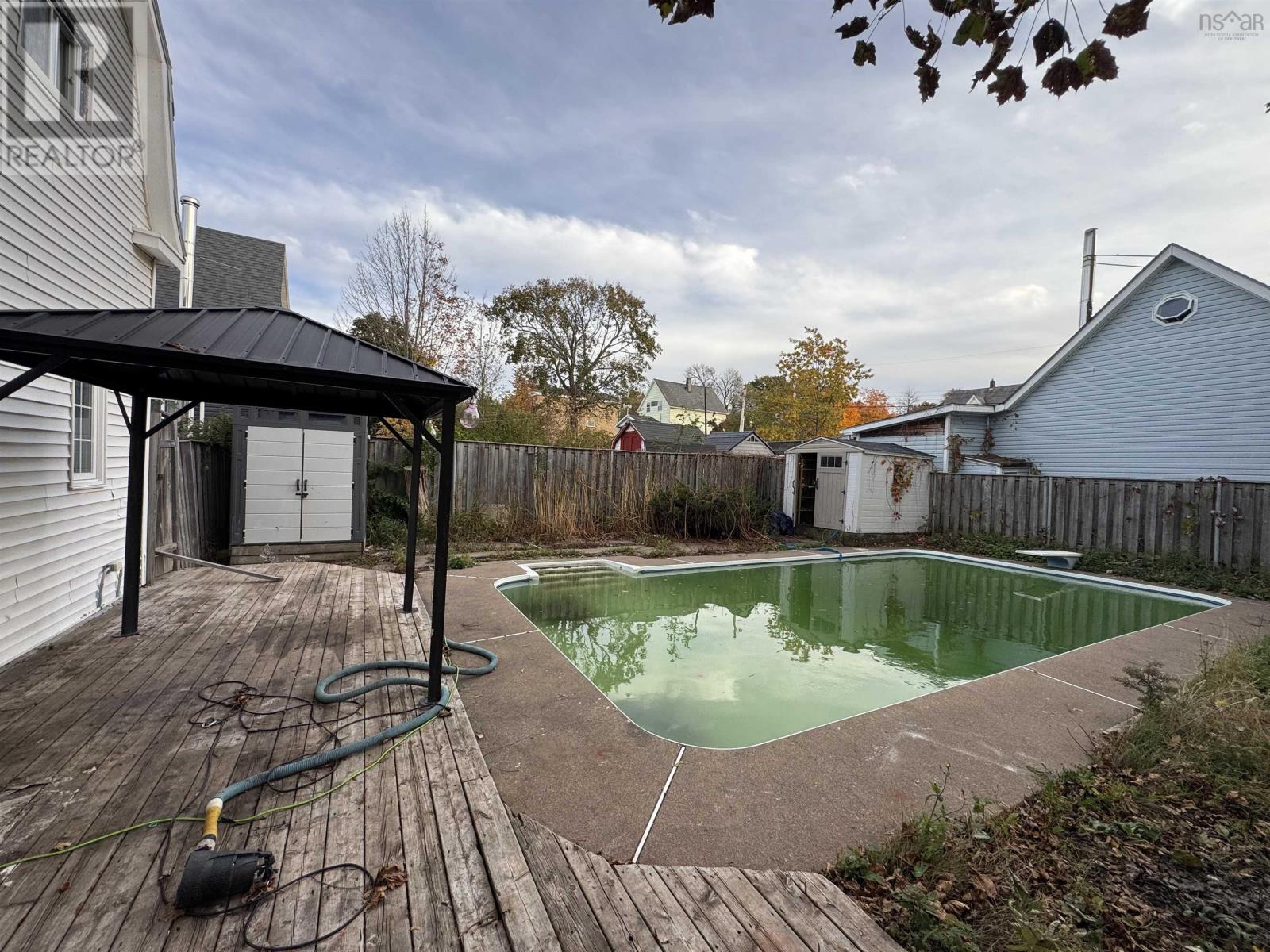 34 Duke Street Property Photo 4