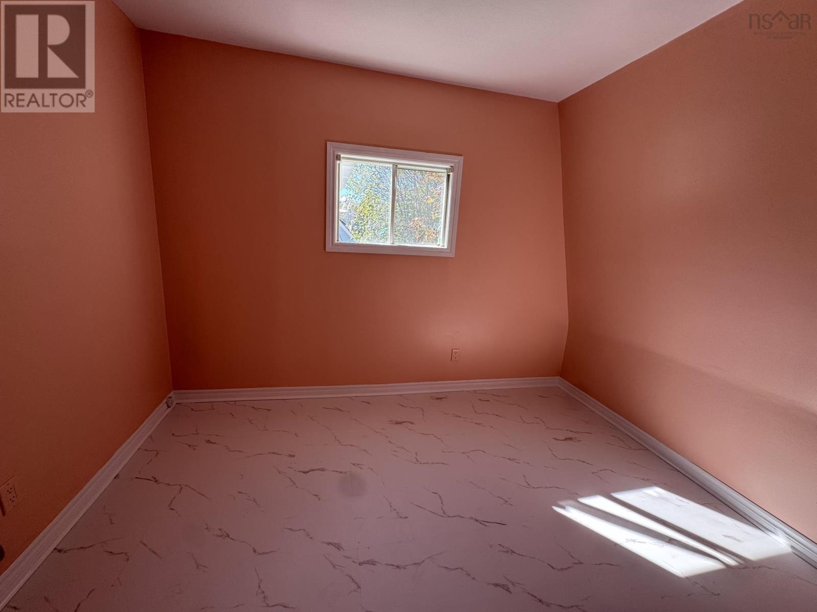 34 Duke Street Property Photo 18