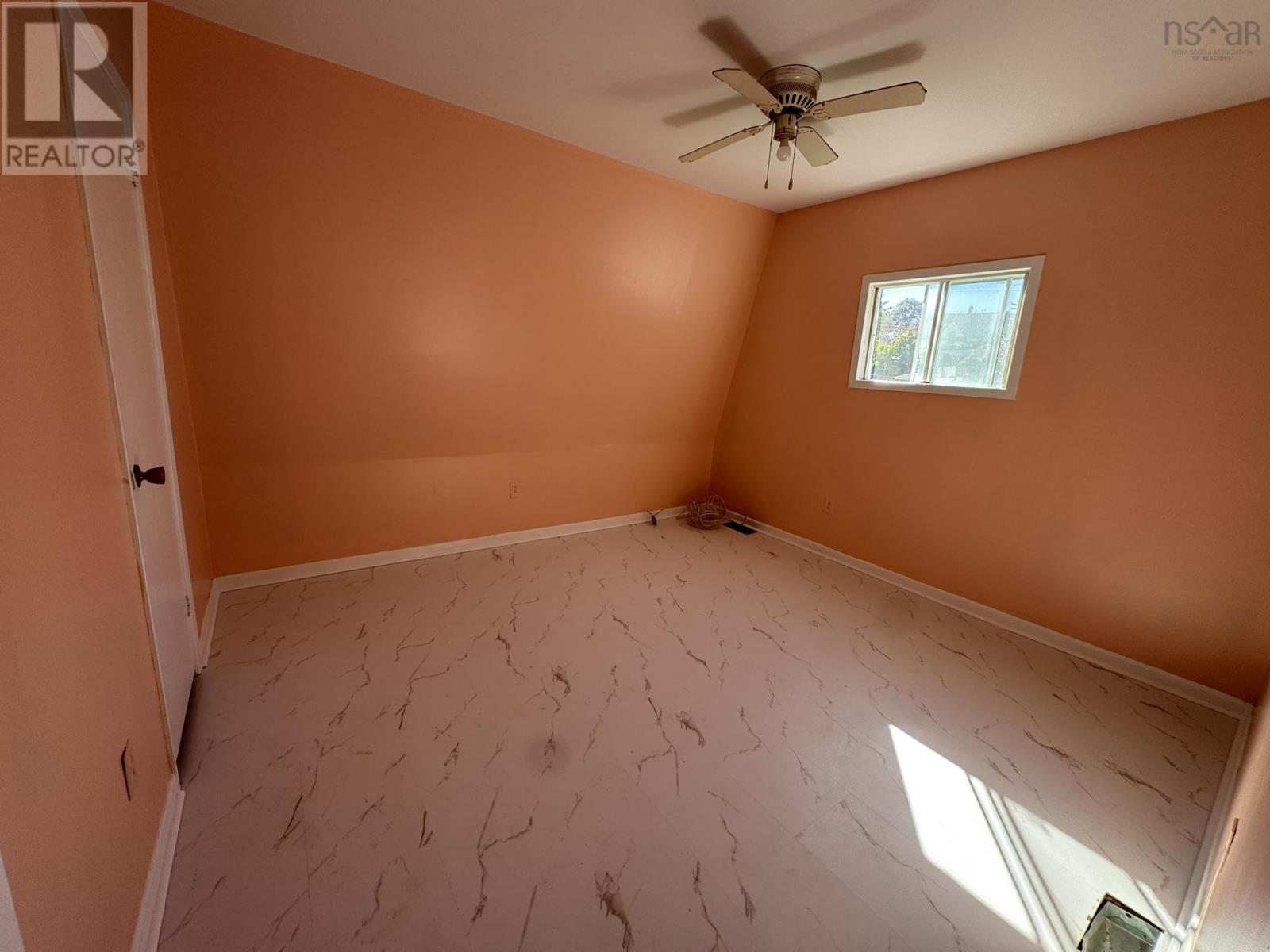 34 Duke Street Property Photo 20