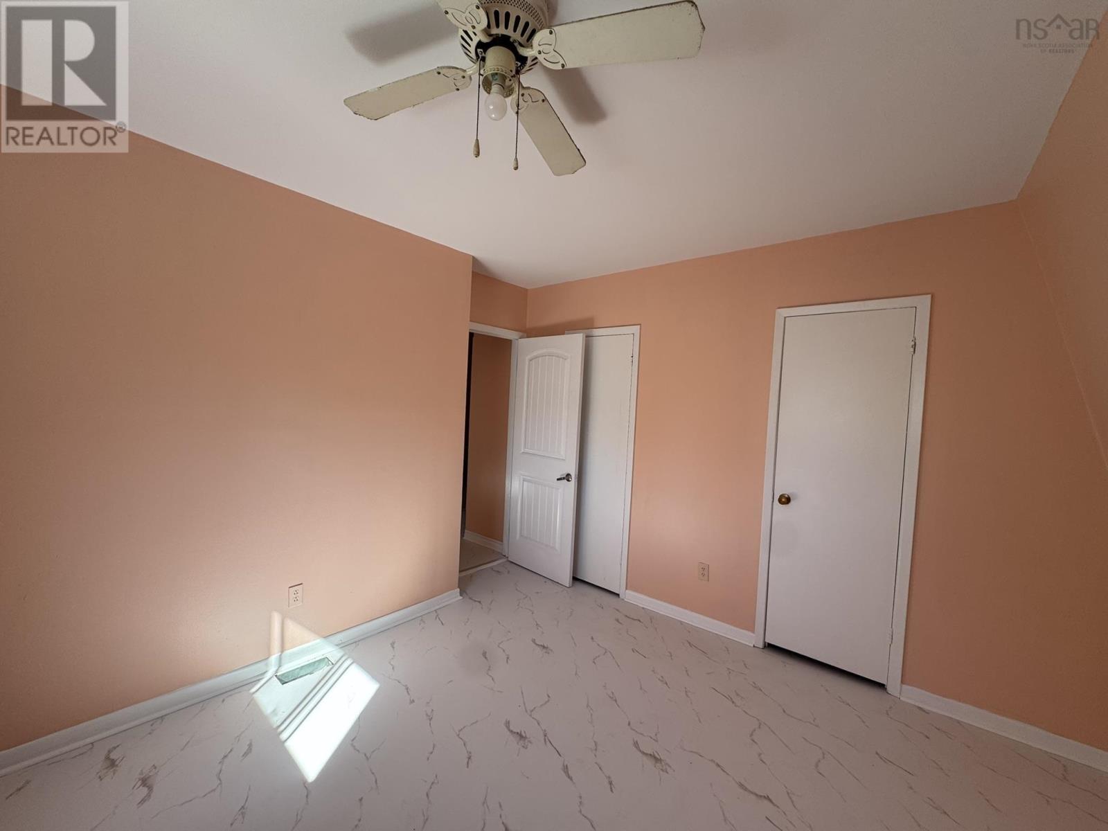 34 Duke Street Property Photo 21