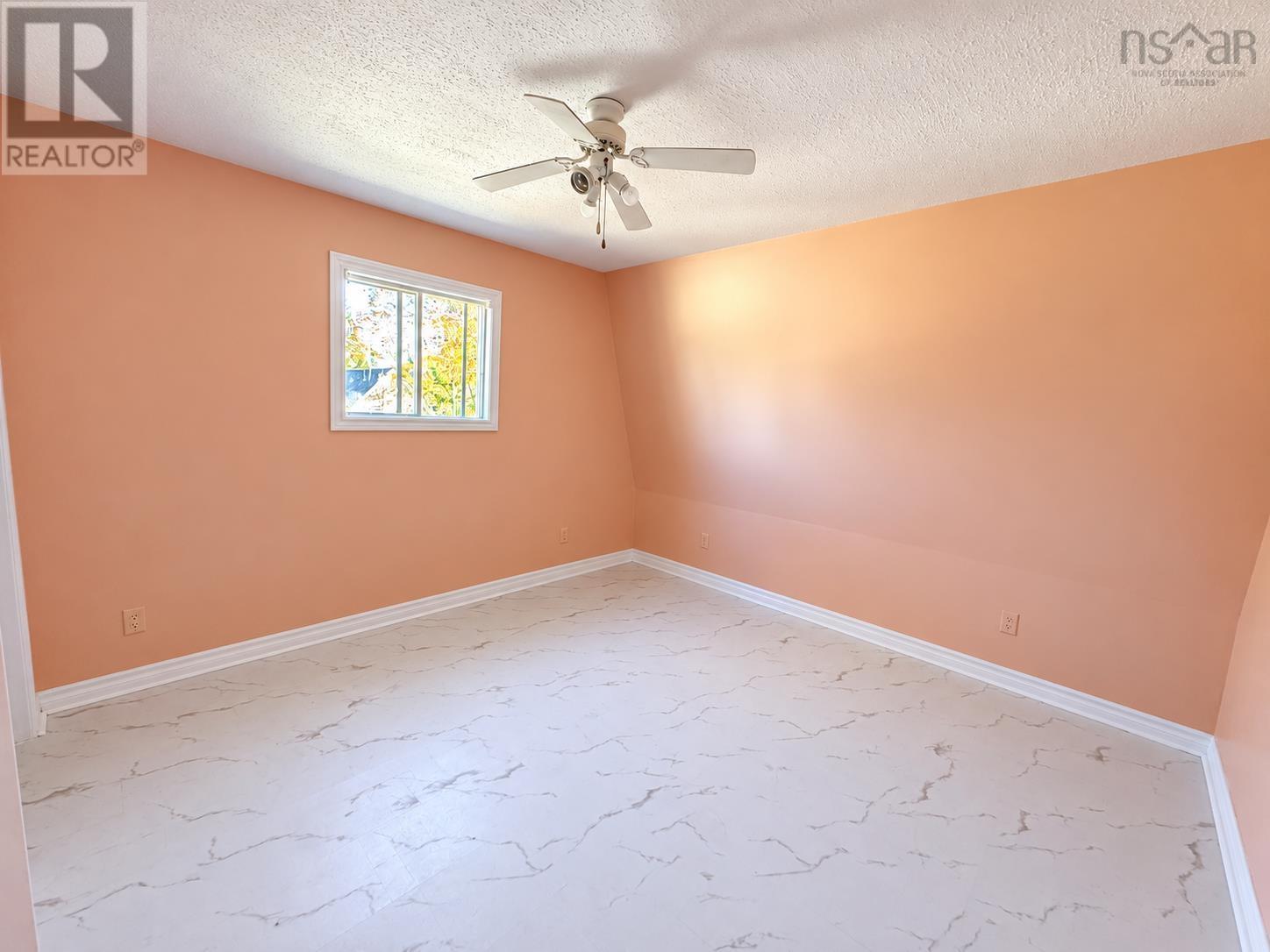 34 Duke Street Property Photo 25