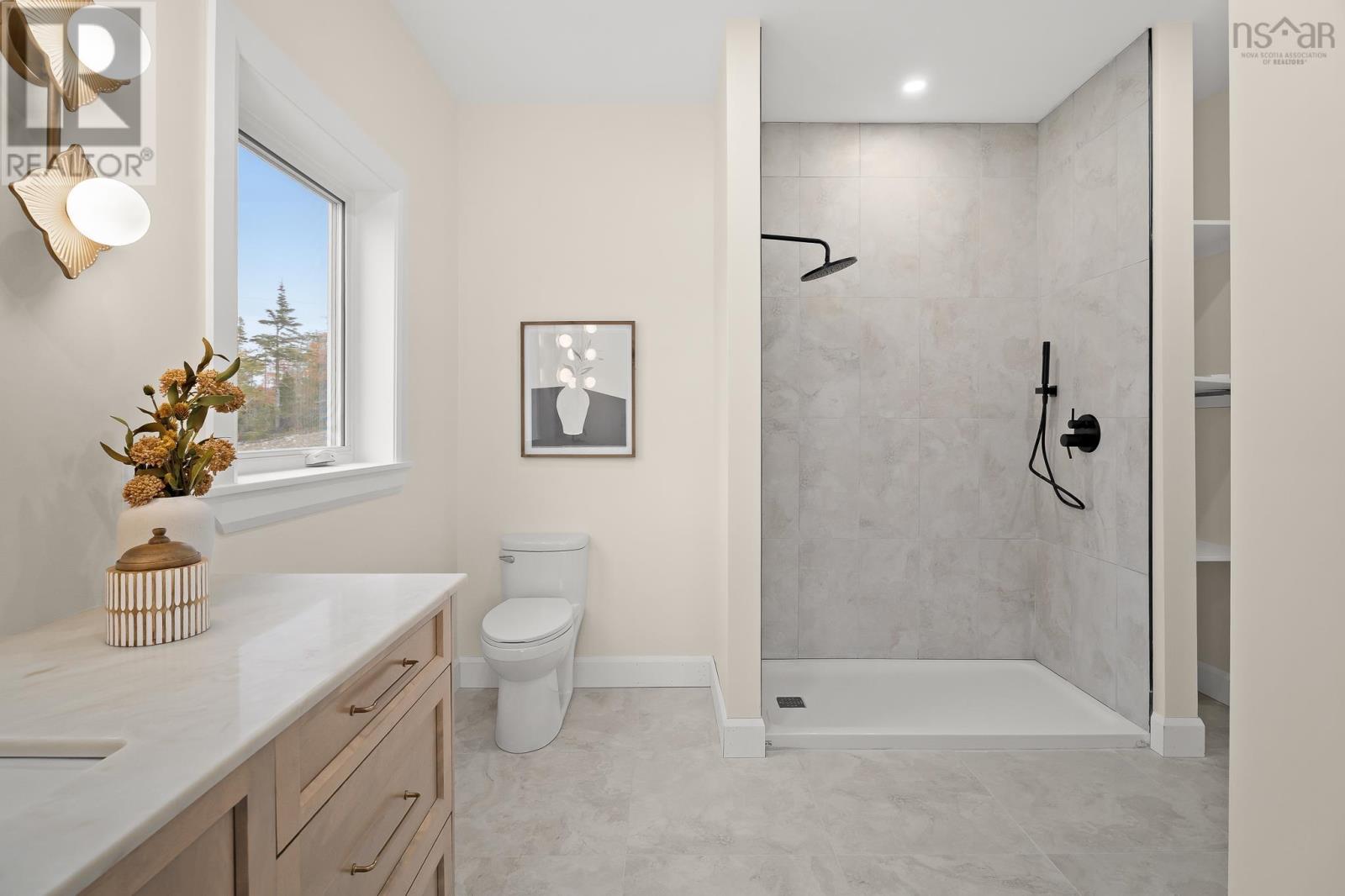 100 Lakepoint Way Property Photo 30