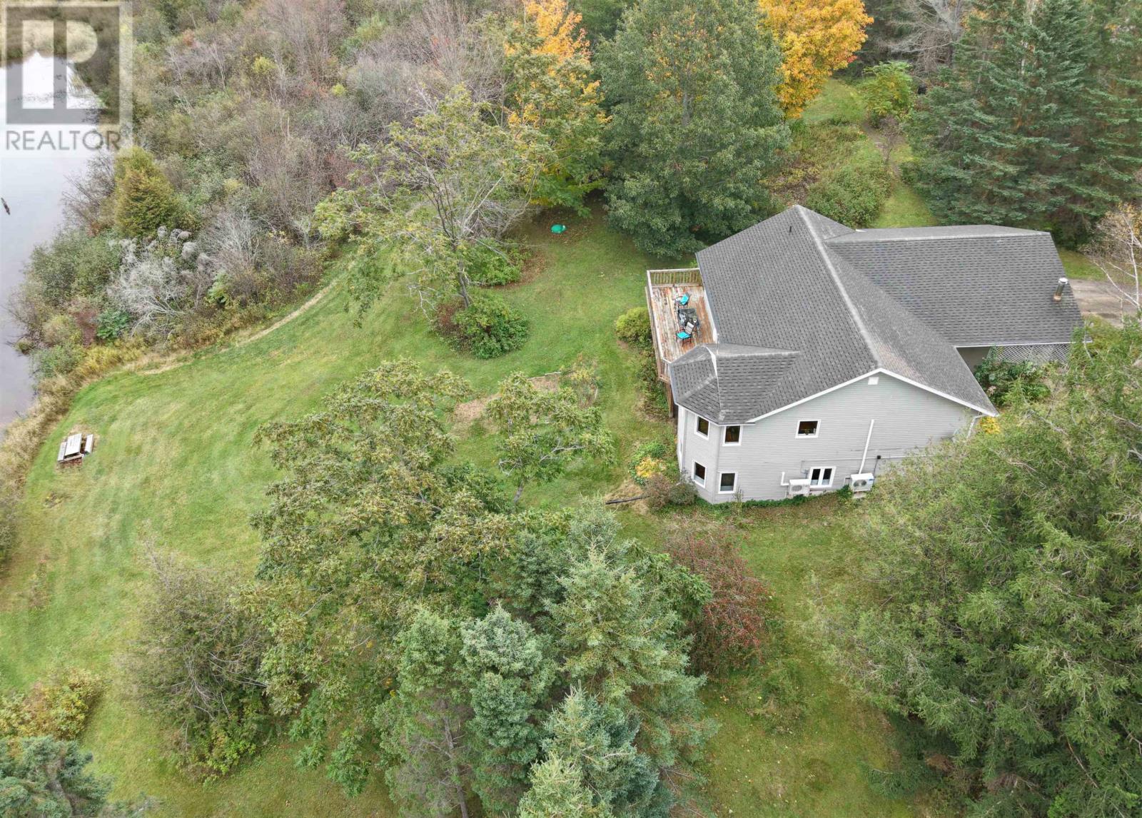 33 Macphail Park Road Property Photo 5