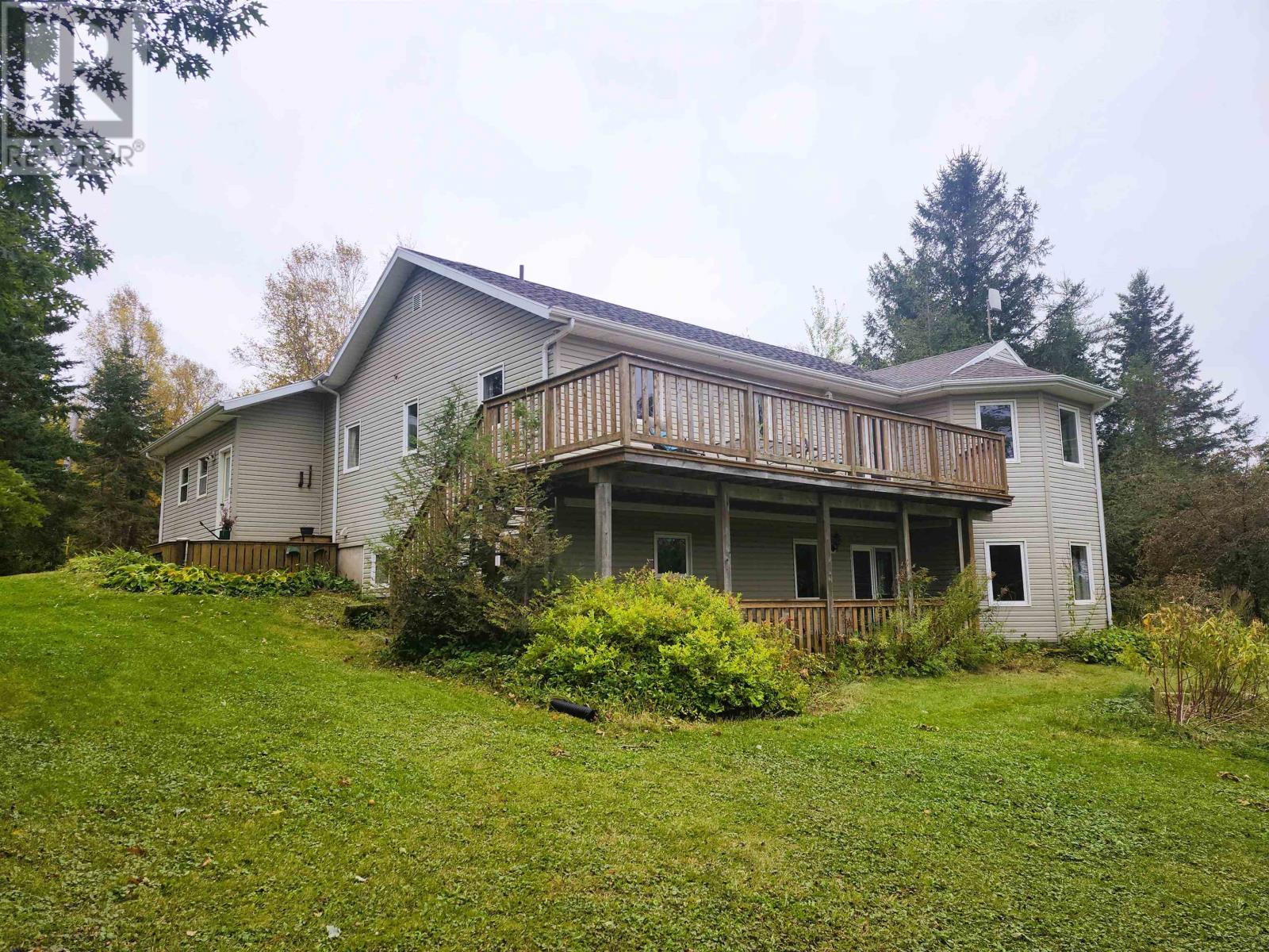 33 Macphail Park Road Property Photo 13