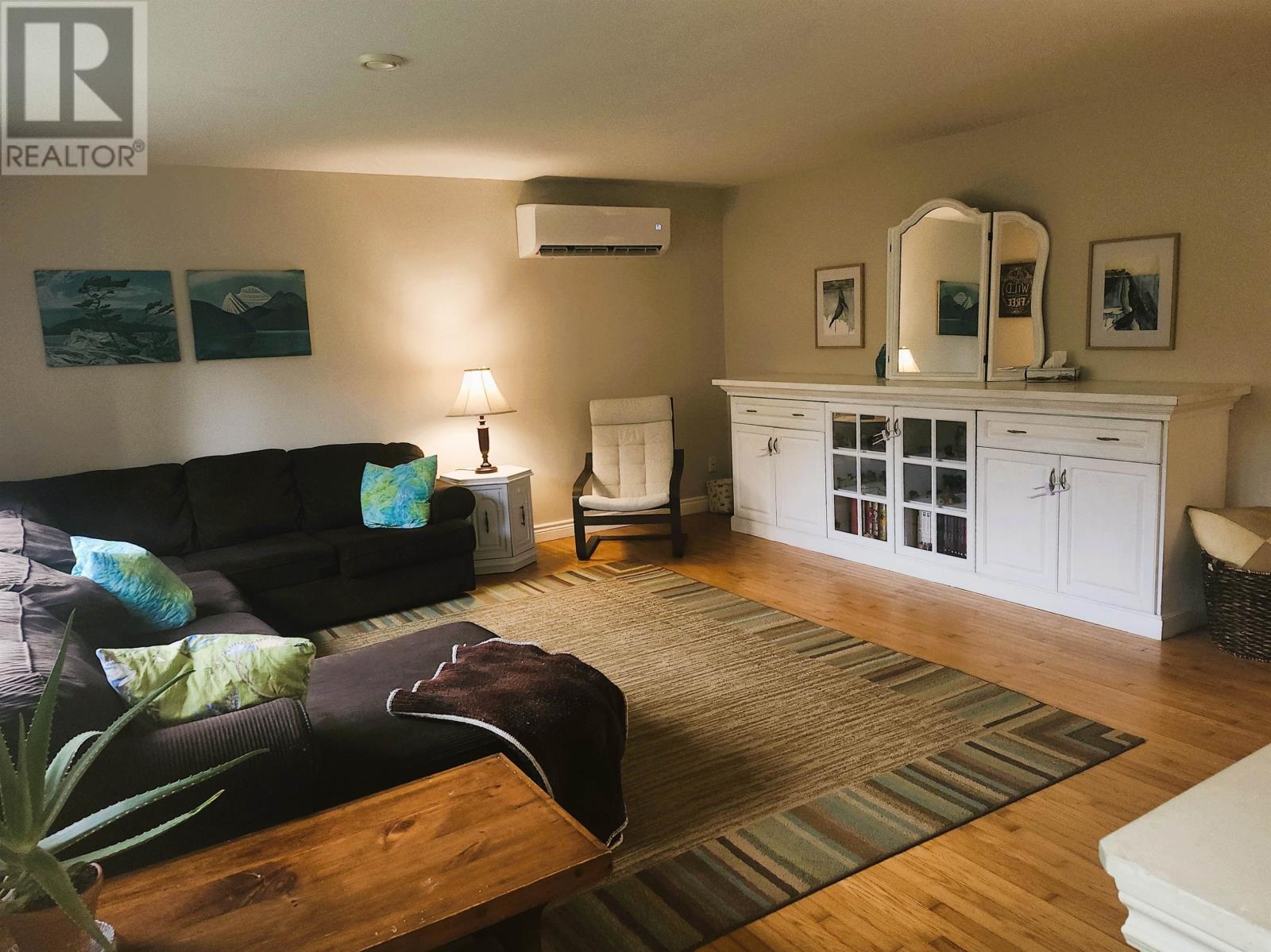 33 Macphail Park Road Property Photo 32
