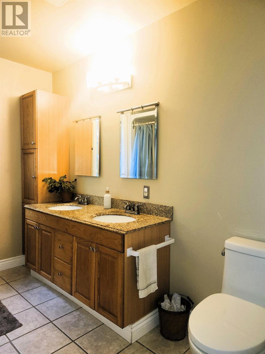 33 Macphail Park Road Property Photo 39