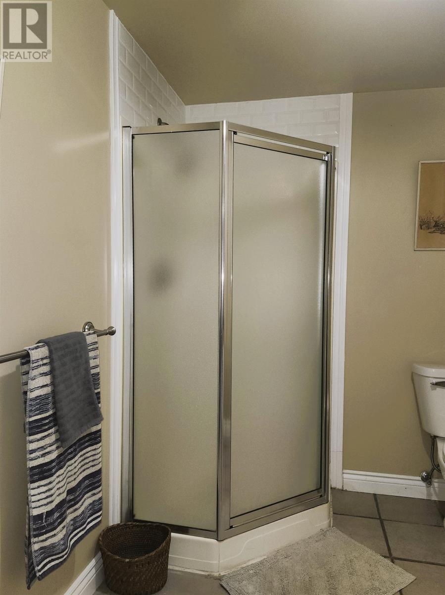 33 Macphail Park Road Property Photo 47