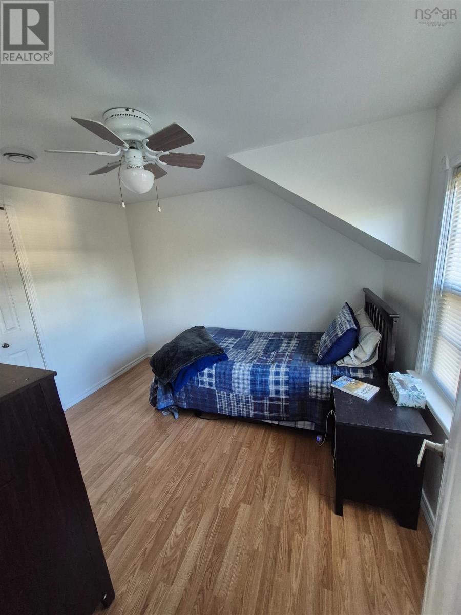 65 Munroe Avenue Property Photo 19