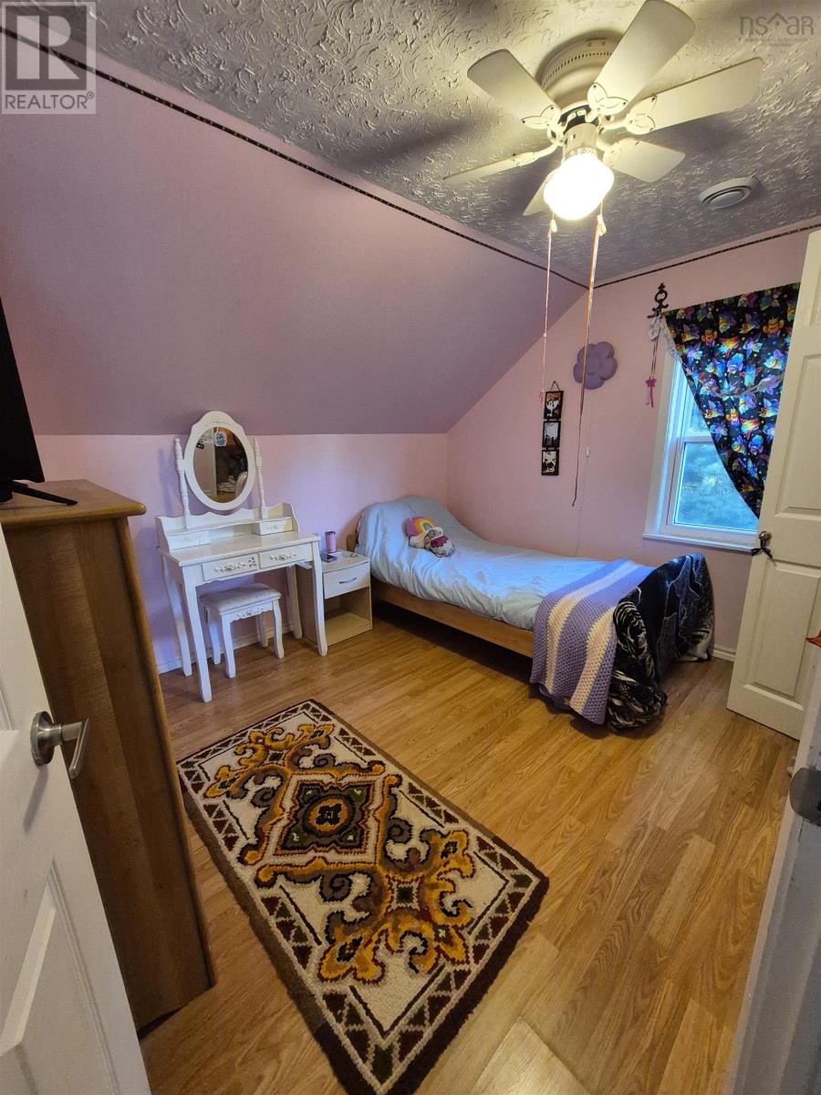 65 Munroe Avenue Property Photo 20