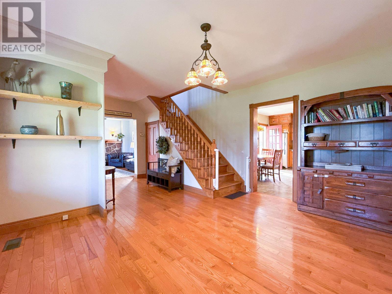 524 Donaldston Road Property Photo 6