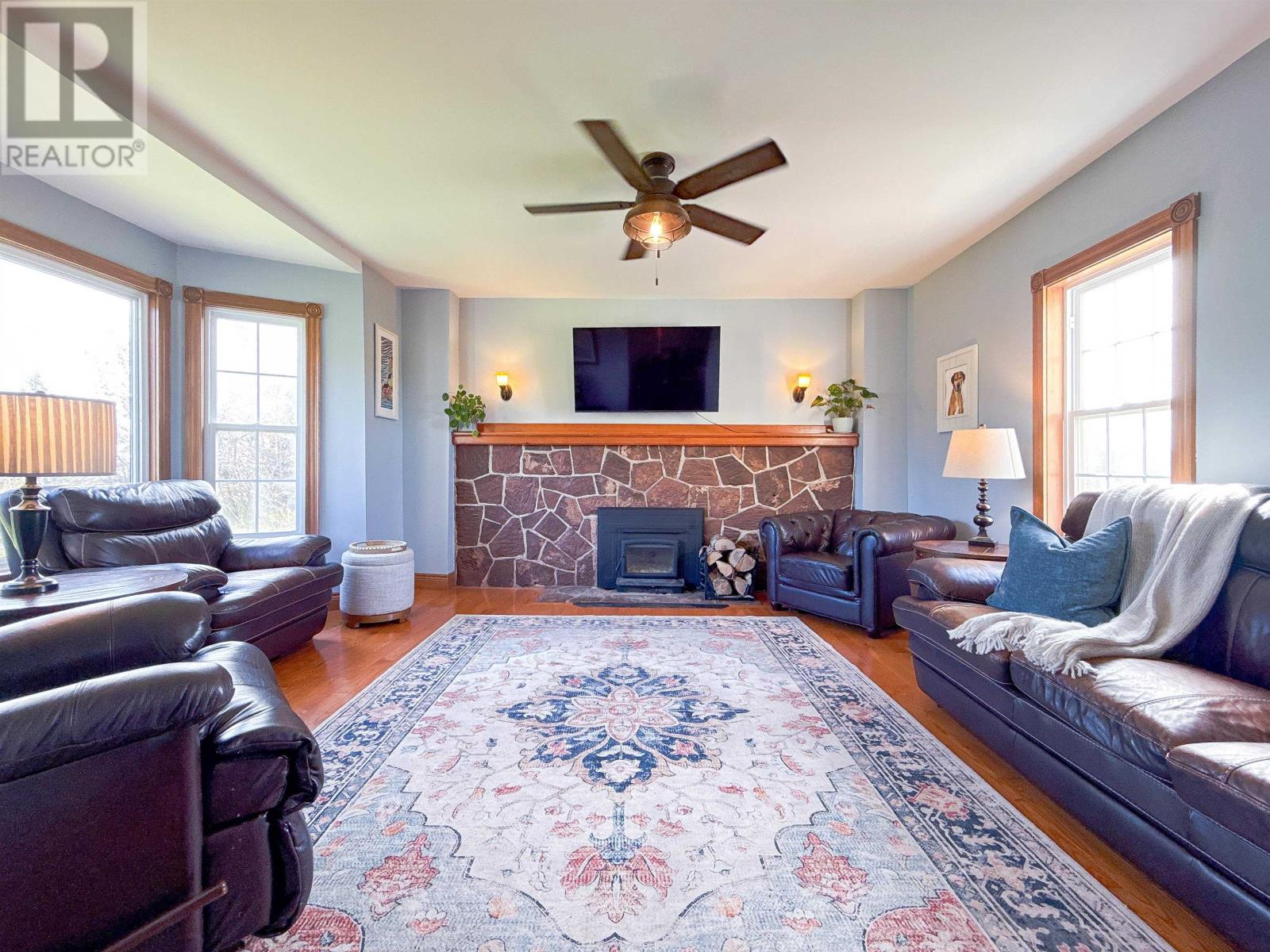 524 Donaldston Road Property Photo 13