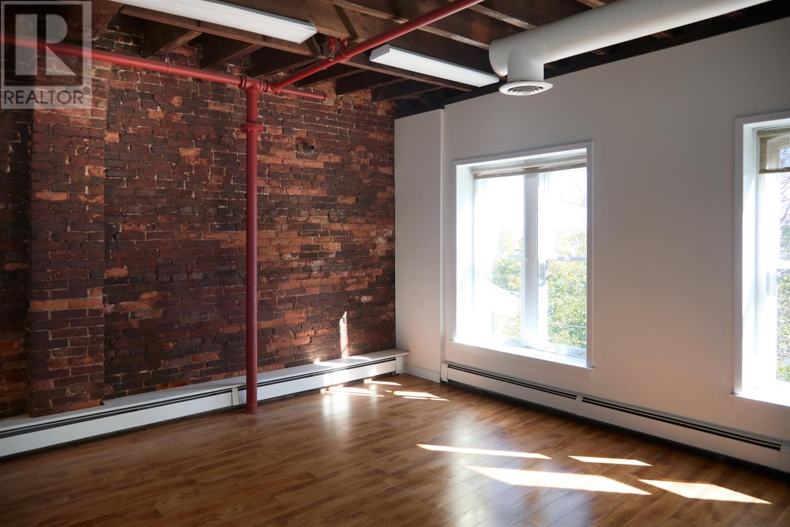 94 Water Street Property Photo 13