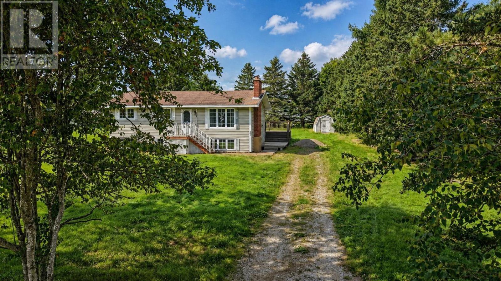 365 Johnson Rd Property Photo 6