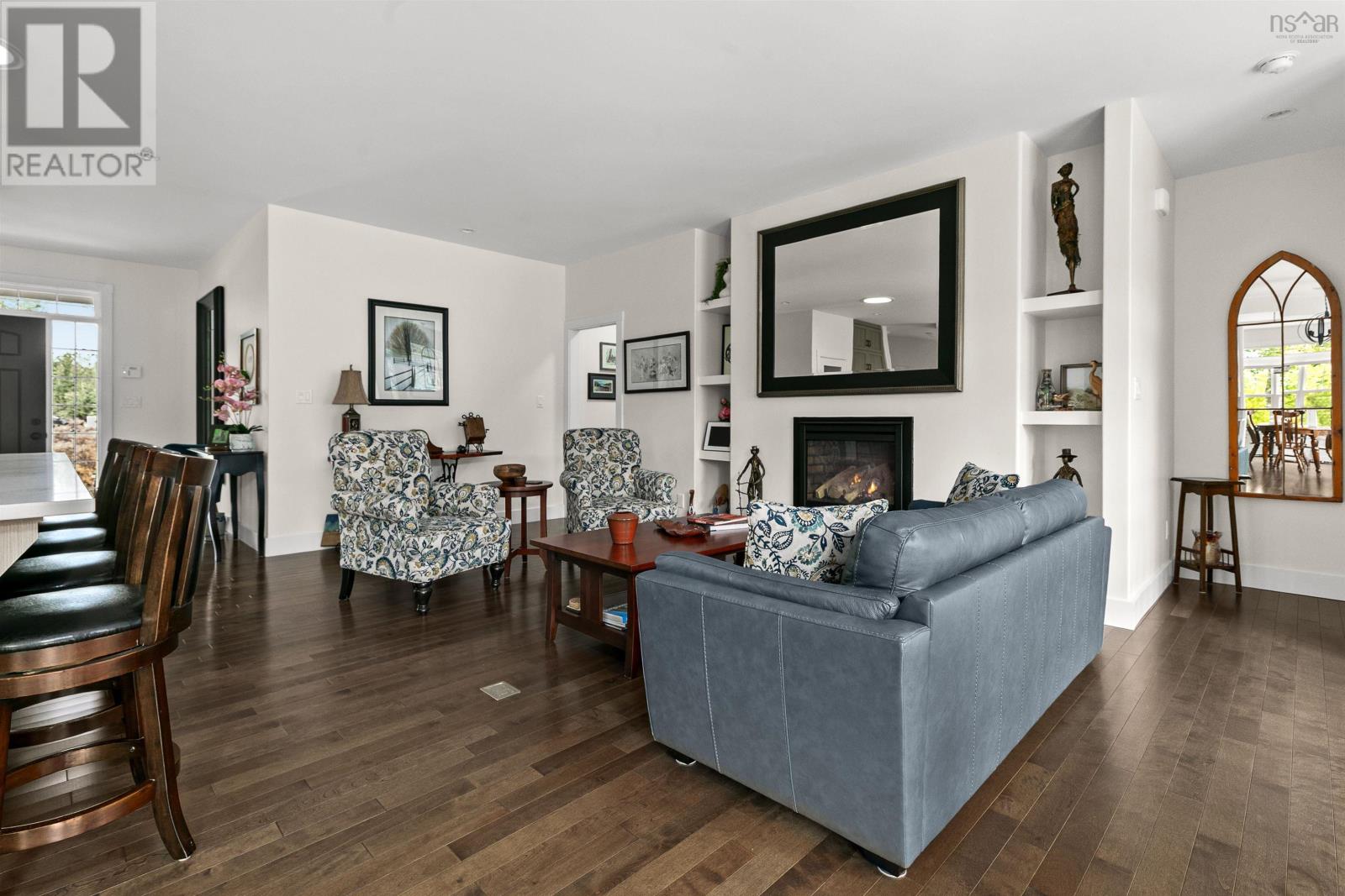 556 Duart Avenue Property Photo 3