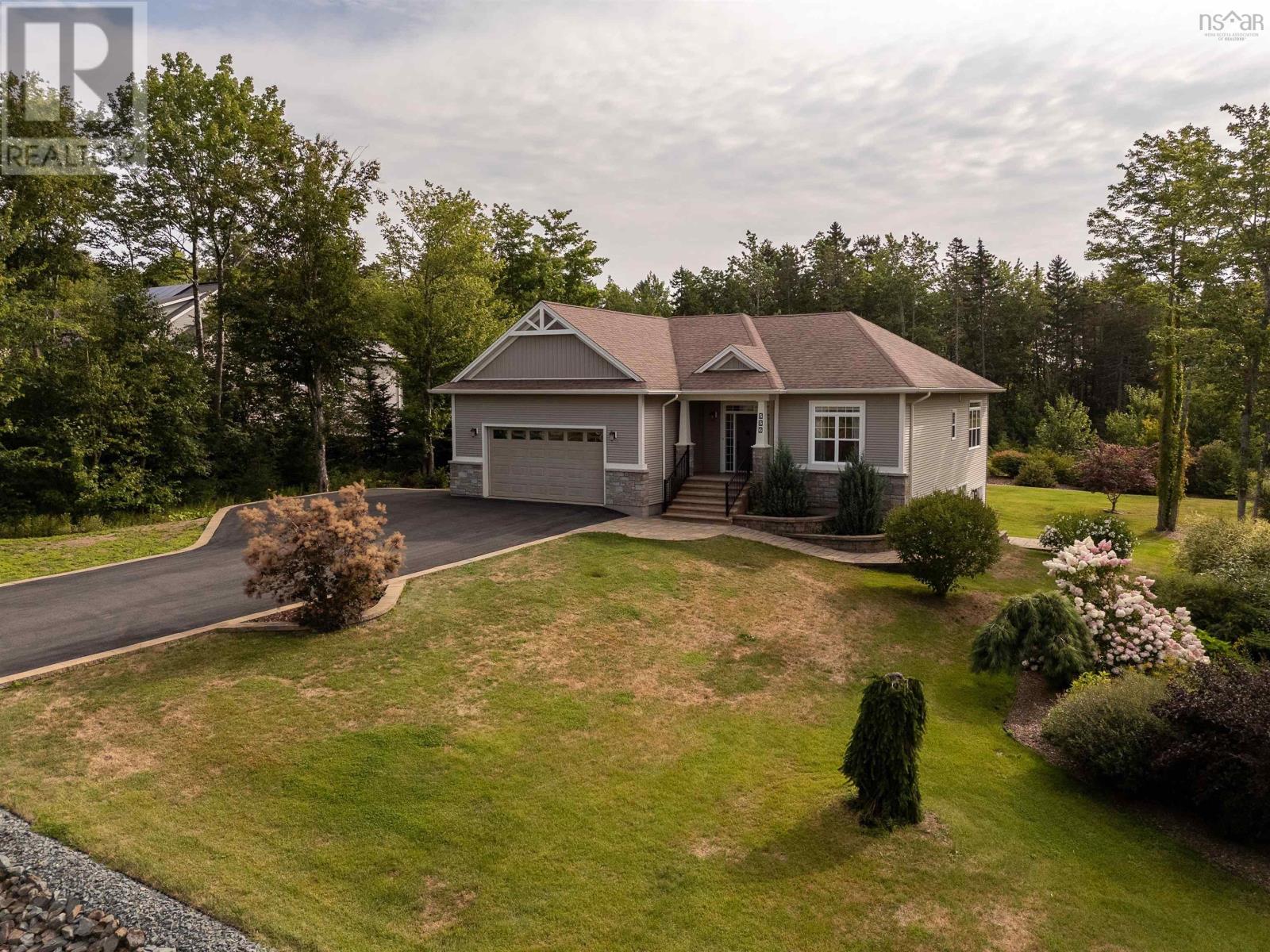 556 Duart Avenue Property Photo 47