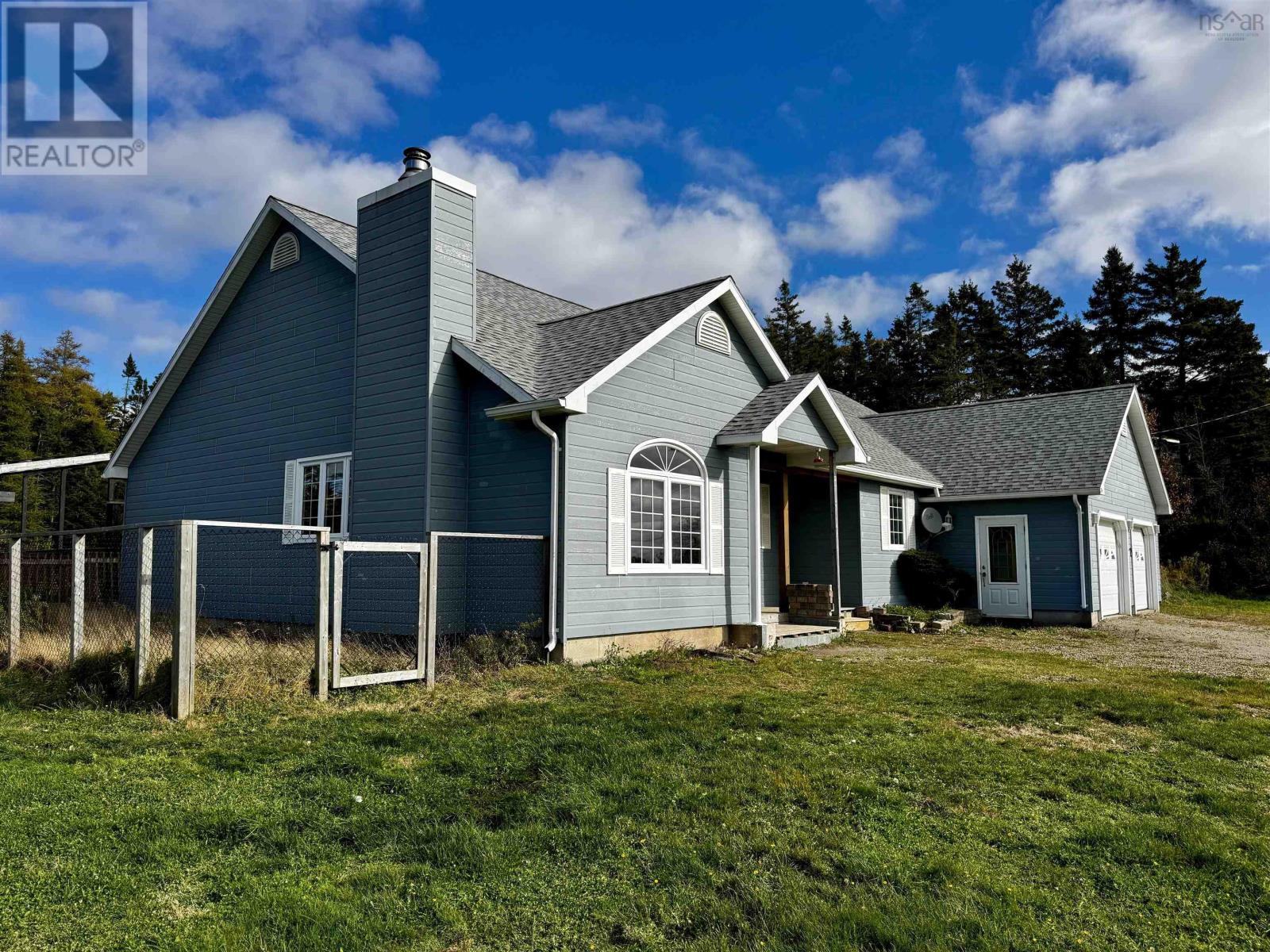 333 Lochside Rd. Property Photo 24
