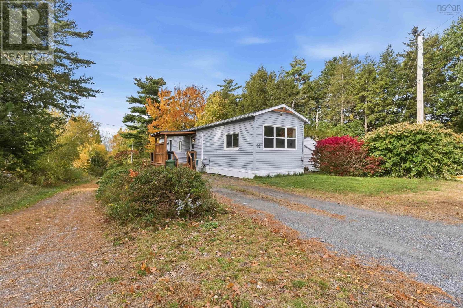 98 Homco Drive Drive Property Photo 1