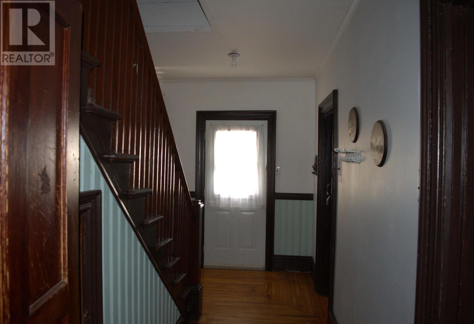 54 Centre Street Property Photo 4