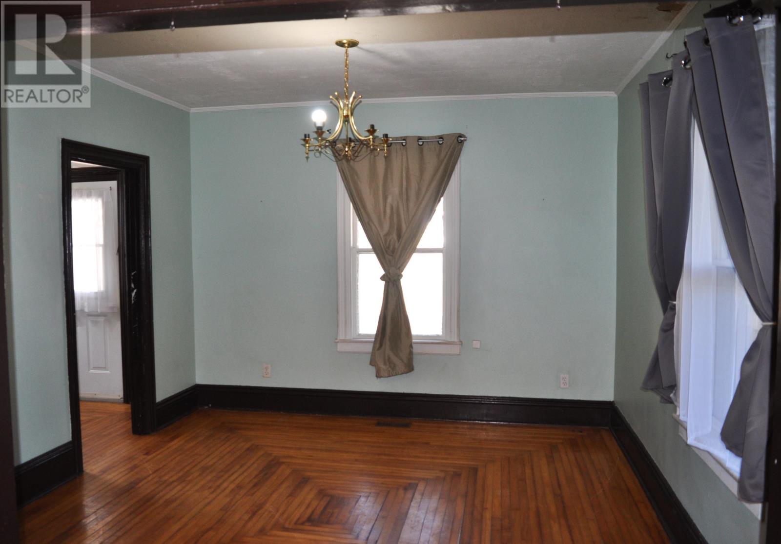 54 Centre Street Property Photo 7