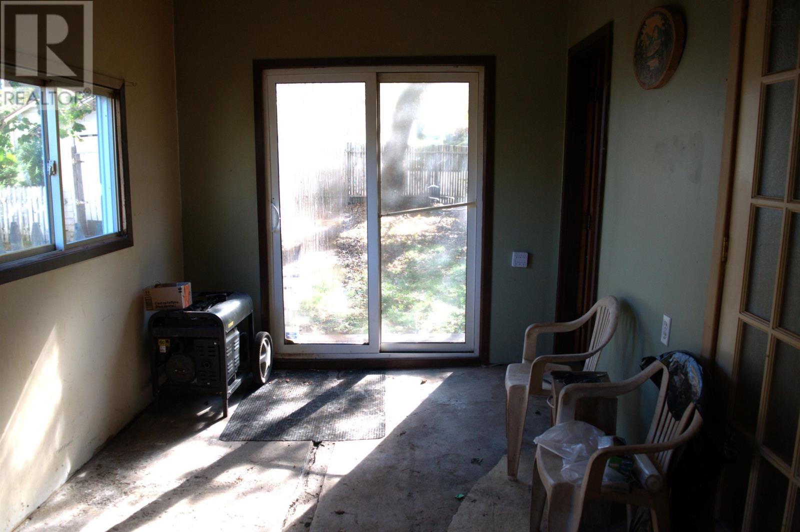 54 Centre Street Property Photo 38