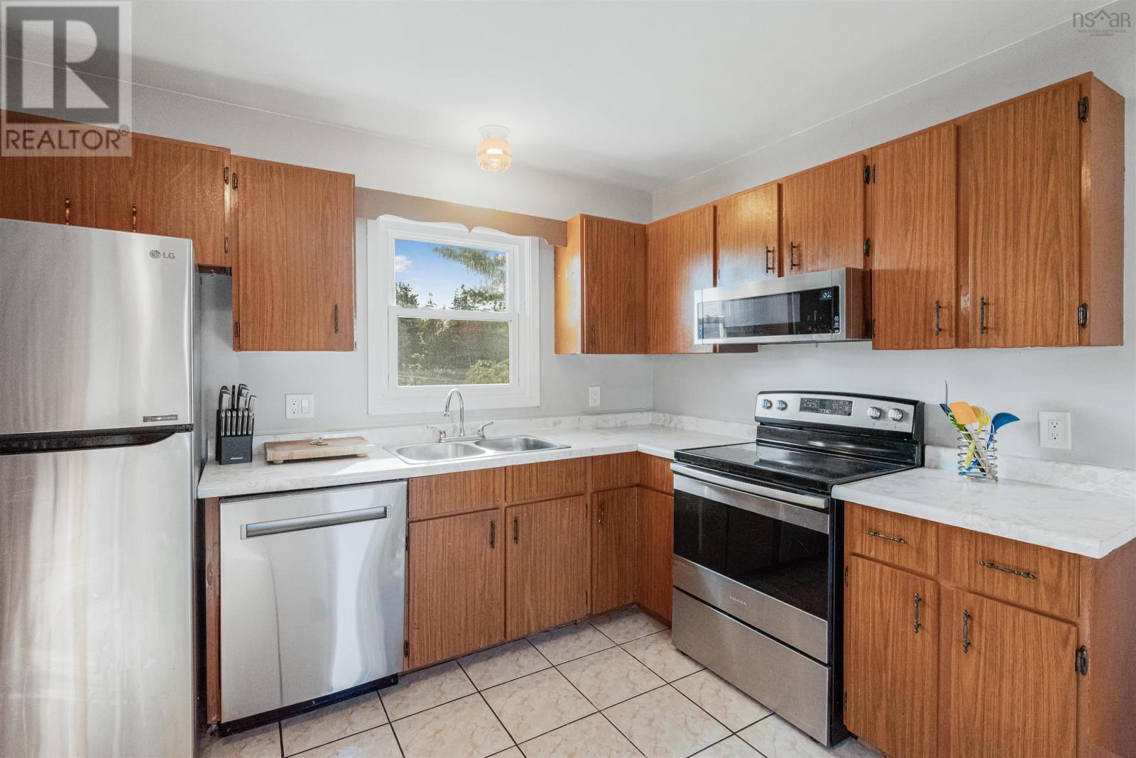 18 Laben Drive Property Photo 7
