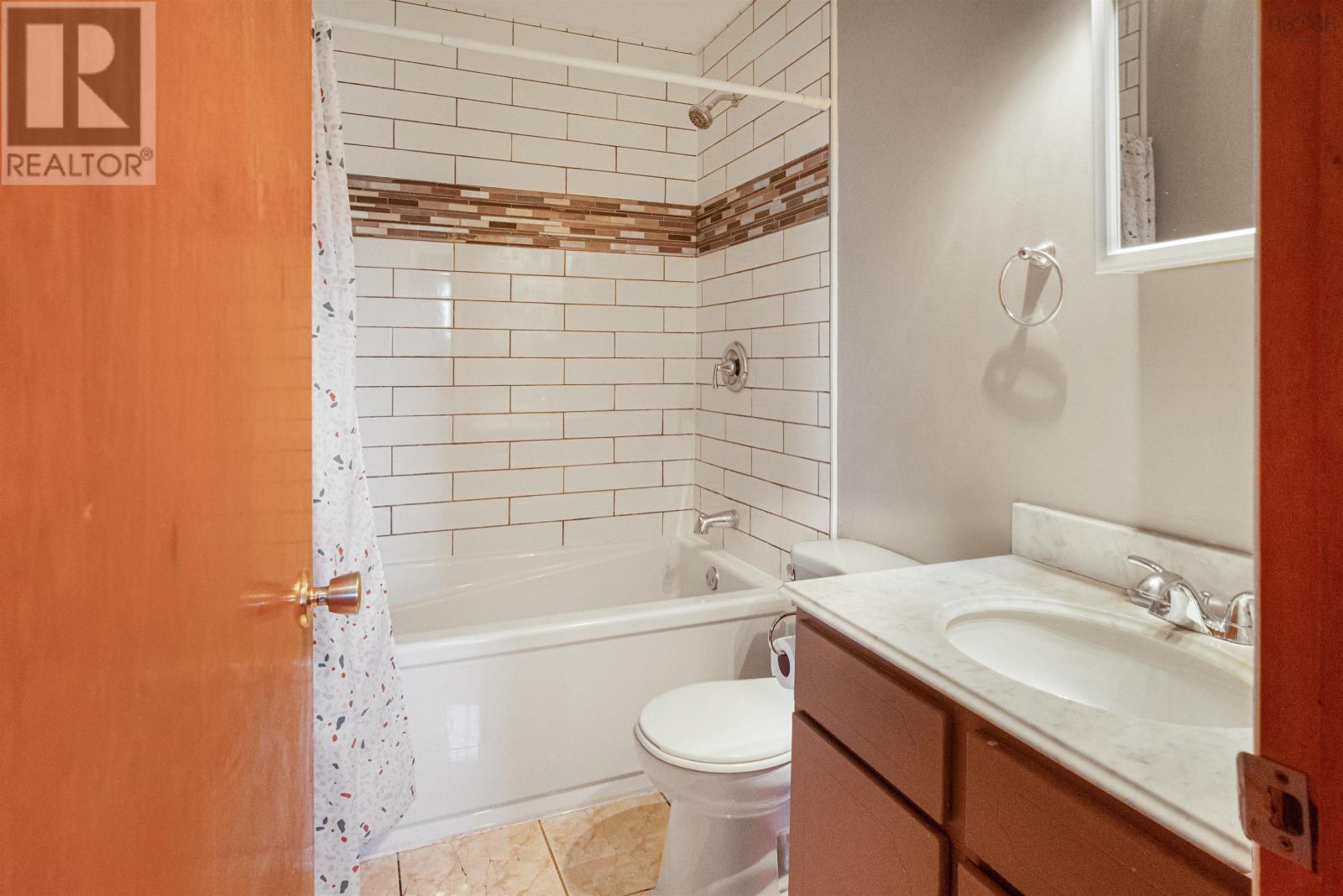 18 Laben Drive Property Photo 11