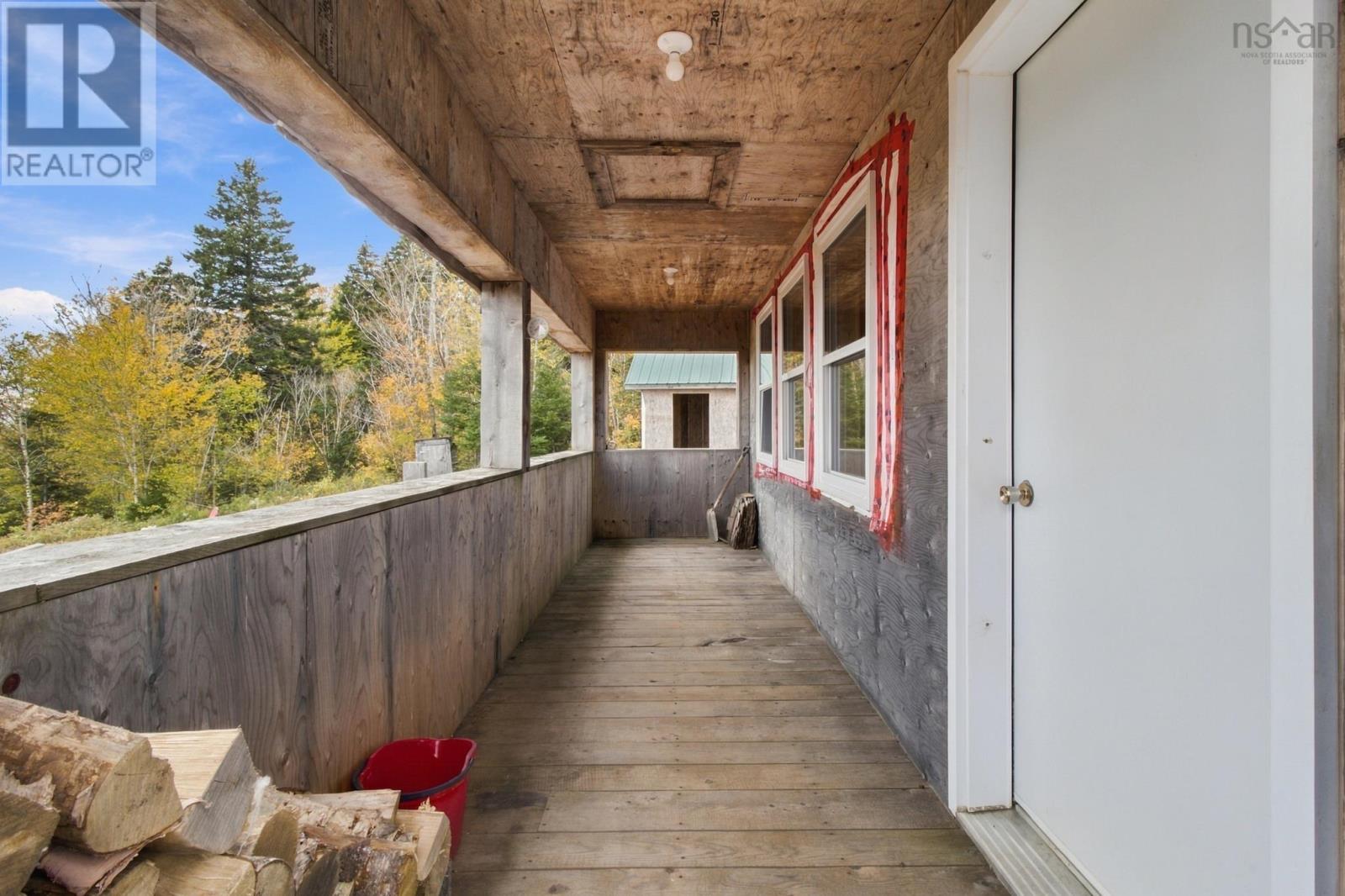 629 Eatonville Road Property Photo 8