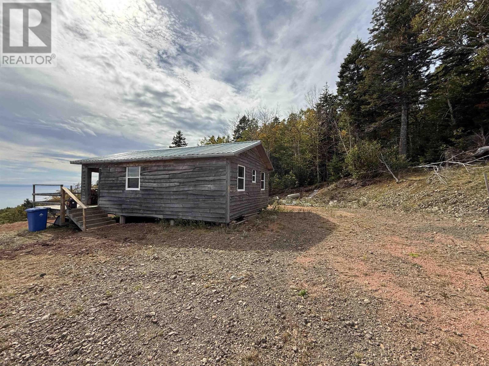 629 Eatonville Road Property Photo 32