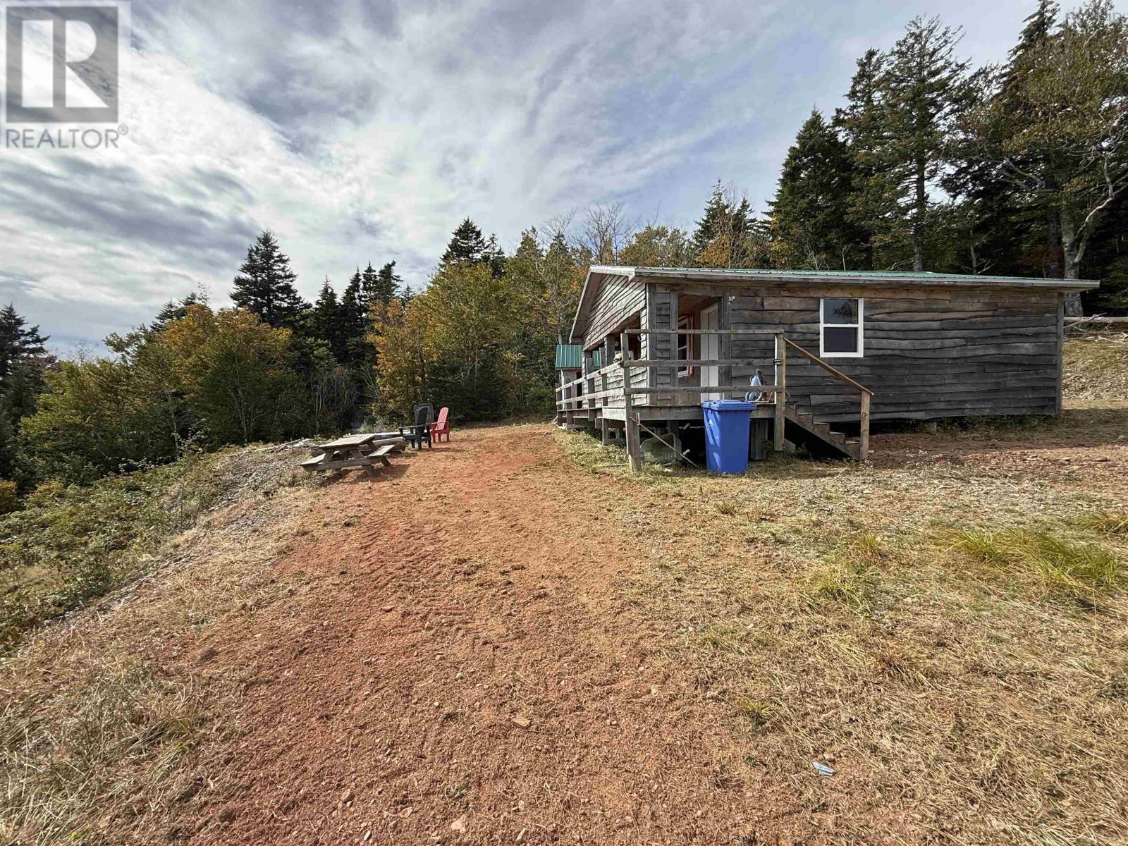 629 Eatonville Road Property Photo 33