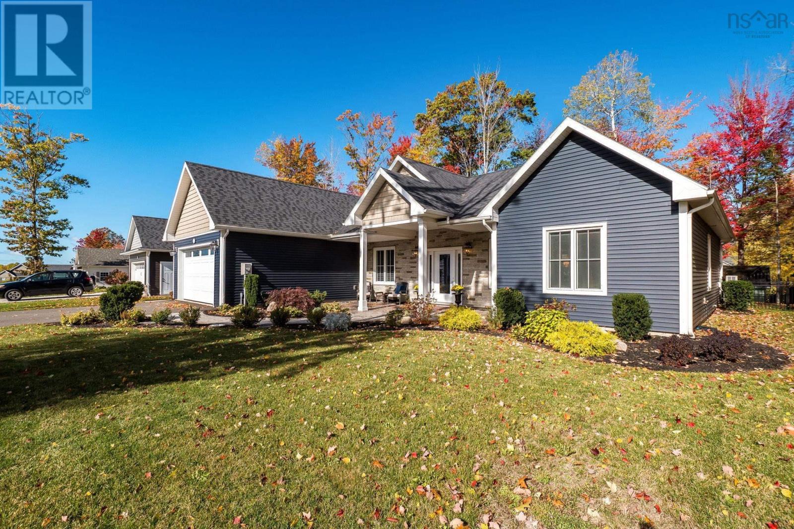 11 Honeycrisp Drive Property Photo 3