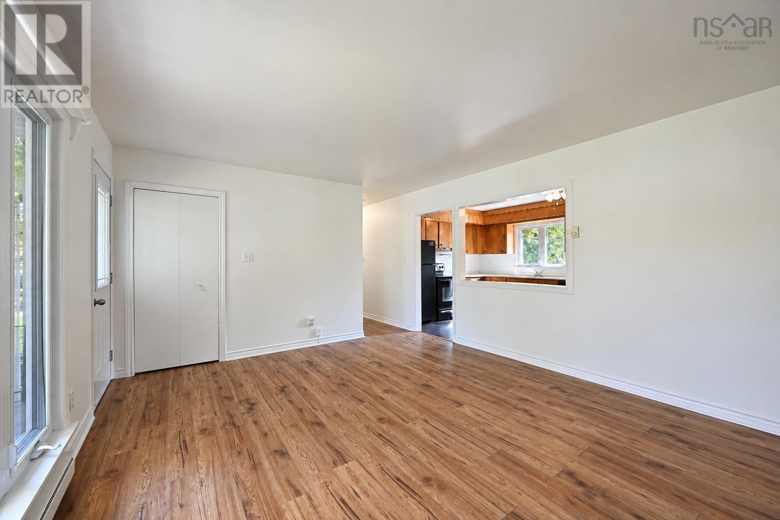1175 Old Route 5 Property Photo 11